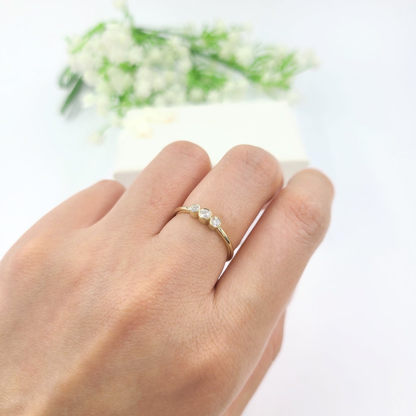 Stackable 0.15ct Natura Diamond Ring/Trio Diamond Ring/Dainty Three Stone Bezel Setting Ring/Bezel set diamond band/Promise Ring/Engagement Ring