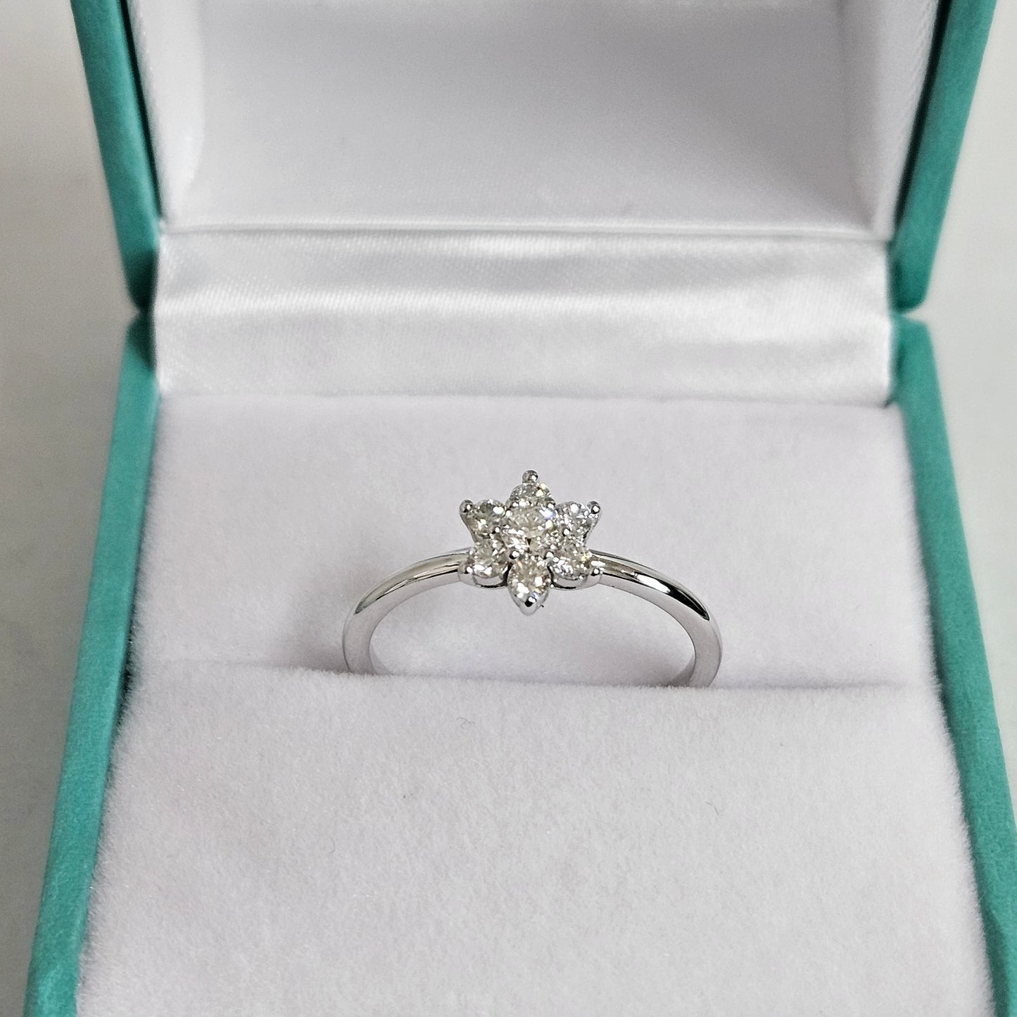 14K Gold Flower 0.25ct Diamond Anniversary Ring / Natural White Diamond / flower ring/ Unique Engagement Ring / Anniversary Ring / Girt for her