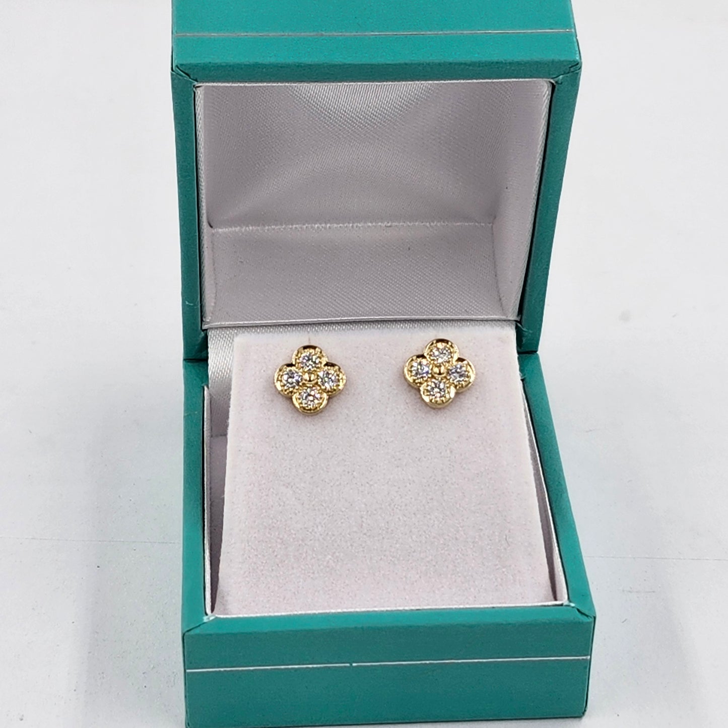 Natural Diamond Clover Earrings/14K,18K gold 8.3mm Clover Classic Dainty Cluster Stud Earrings-Diamond Stud Earring - Anniversary gift