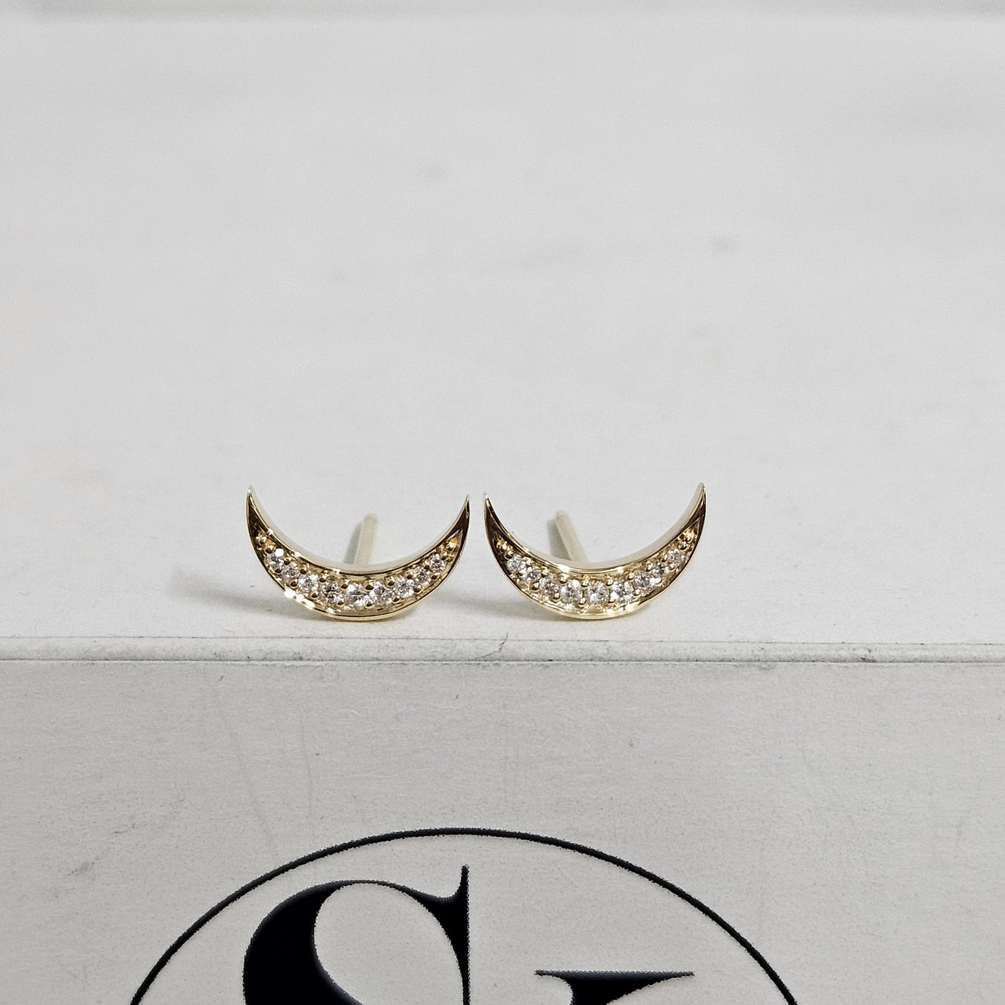 14k Diamond Crescent Moon Earring/14k Half Moon Earring/Real Diamond Small Crescent Stud/14K 18K Gold Earring/Single or Pair/Gifts for Her