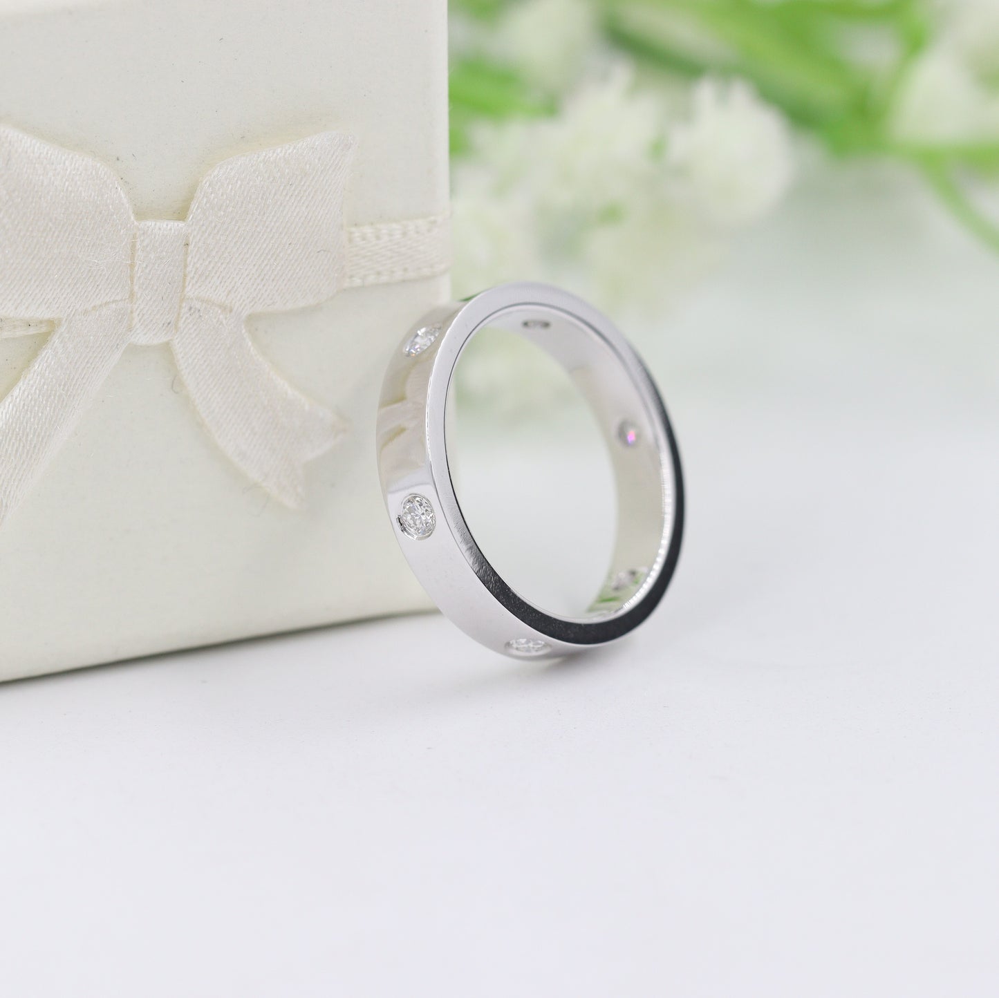 14k Gold 4mm Flat Diamonds Band/ Wedding Band/ Full Diamond Band/ Unisex Men's Women's Wedding Ring/ Simple Diamond Band