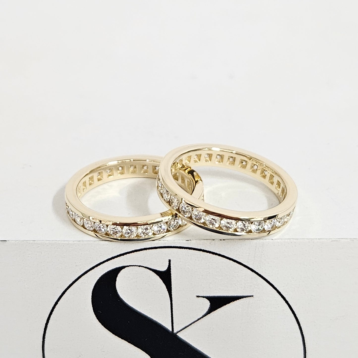 Diamond Wedding Band/14k gold Channel Set Diamond Ring/ Full Eternity Stackable Ring/Dainty Diamond Wedding Ring /Anniversary gif