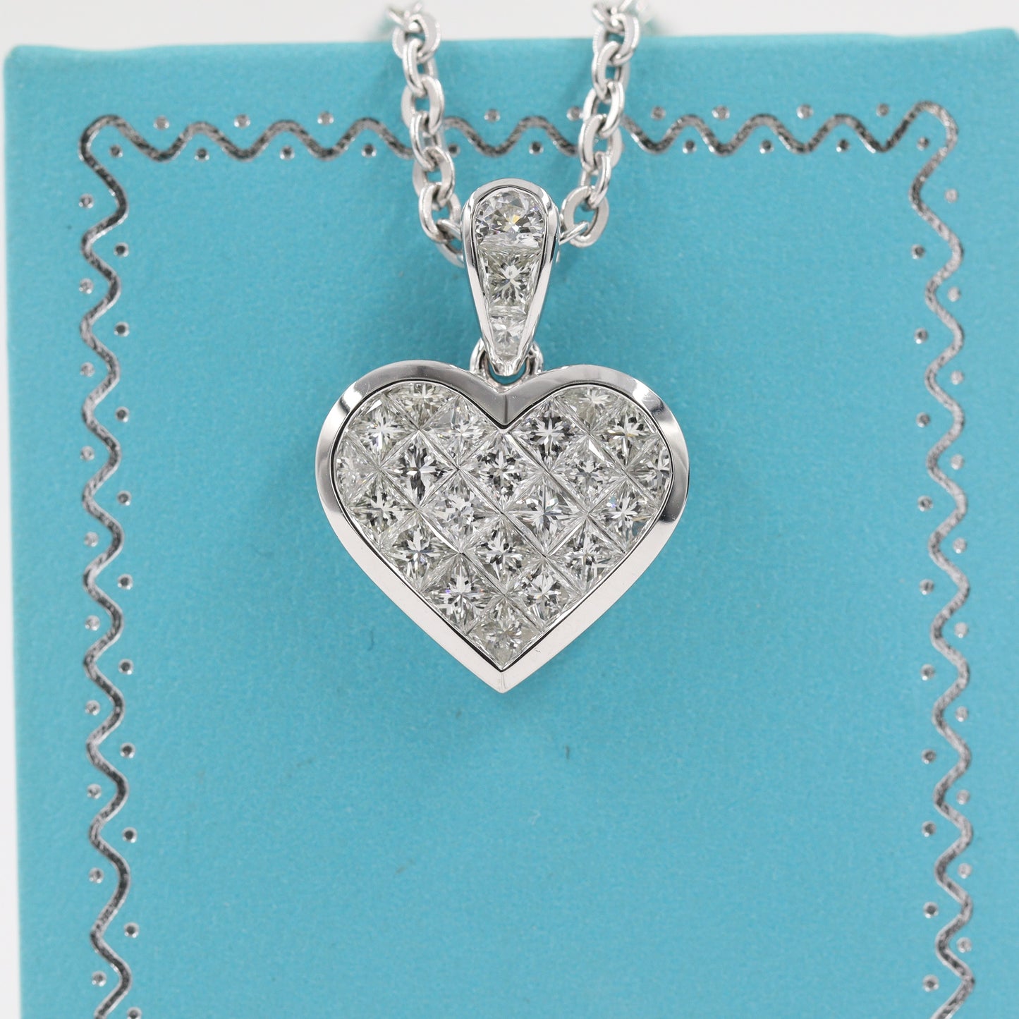 18k White Gold Princess Invisibly Set heart elegant modern classic diamond pendant/Natural Diamond heart Necklace/Anniversary Gift