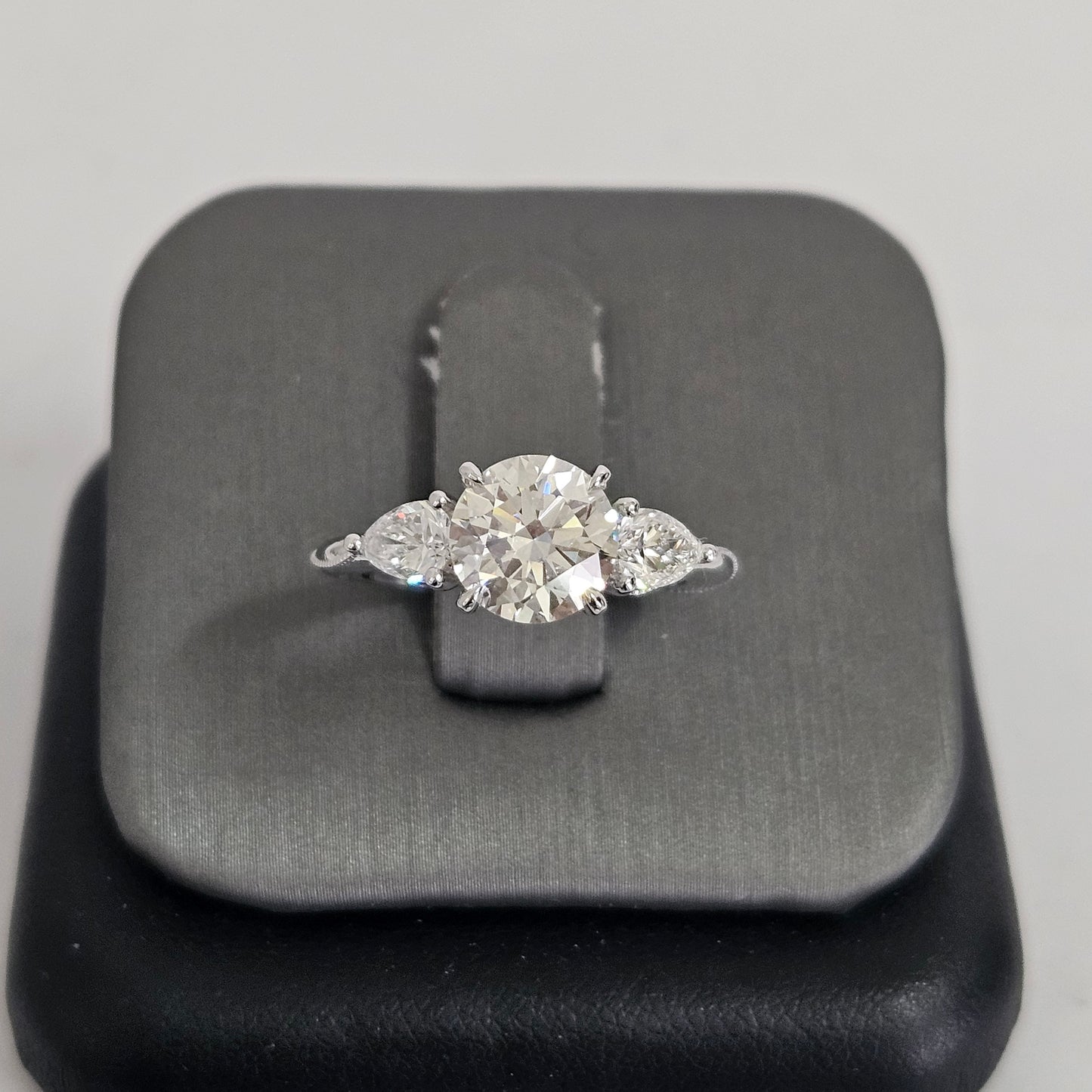 2.4ct Diamond Engagement Ring /14K,18K gold  Stackable 1.8ct IGI Certified Lab Grown Diamond  Engagement Ring / Anniversary gift