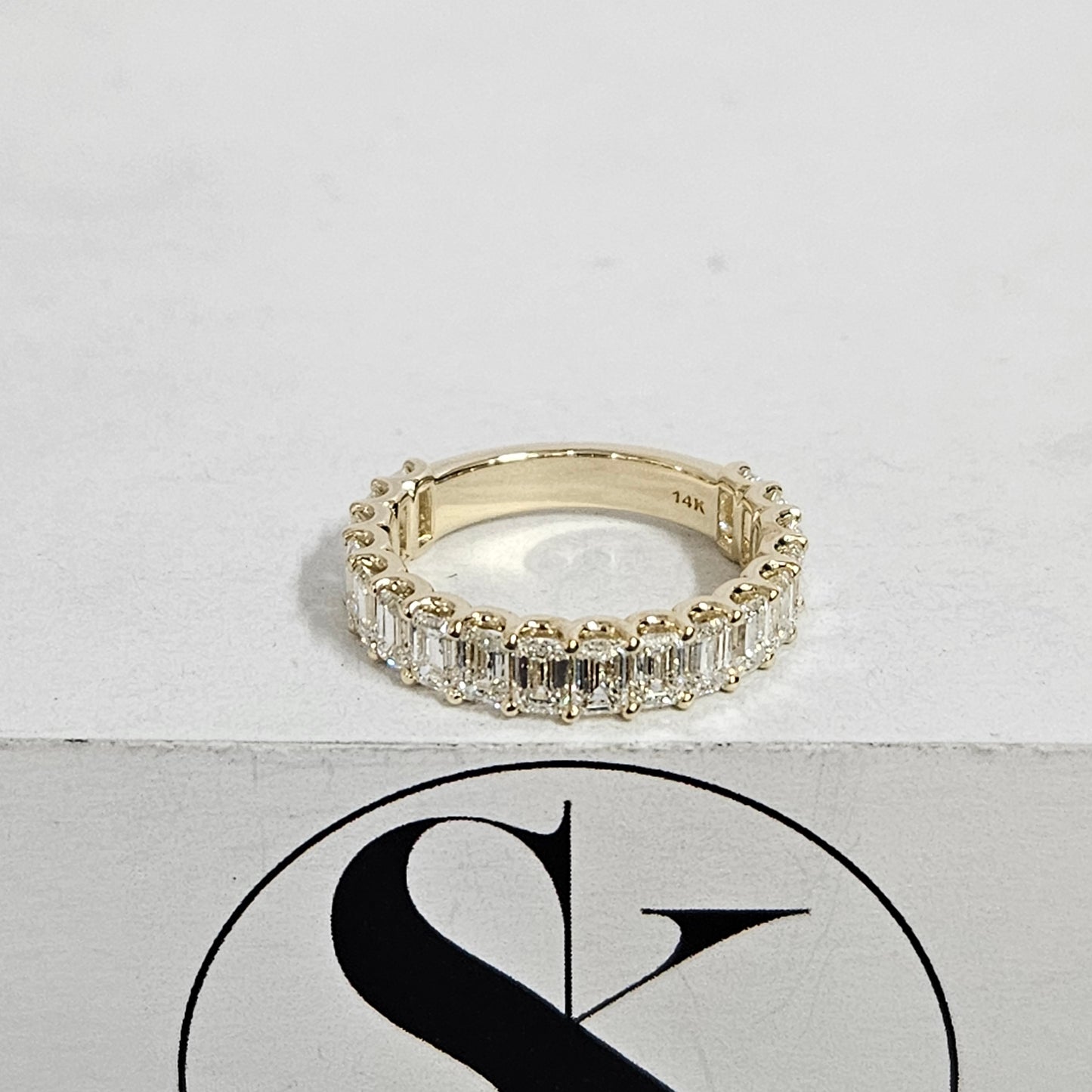 2.5ct Emerald Cut Diamond Wedding Band/ stackable Emerald Cut Diamond Ring/ Eternity Wedding Ring/ Anniversary gift Ring/ gifts for her