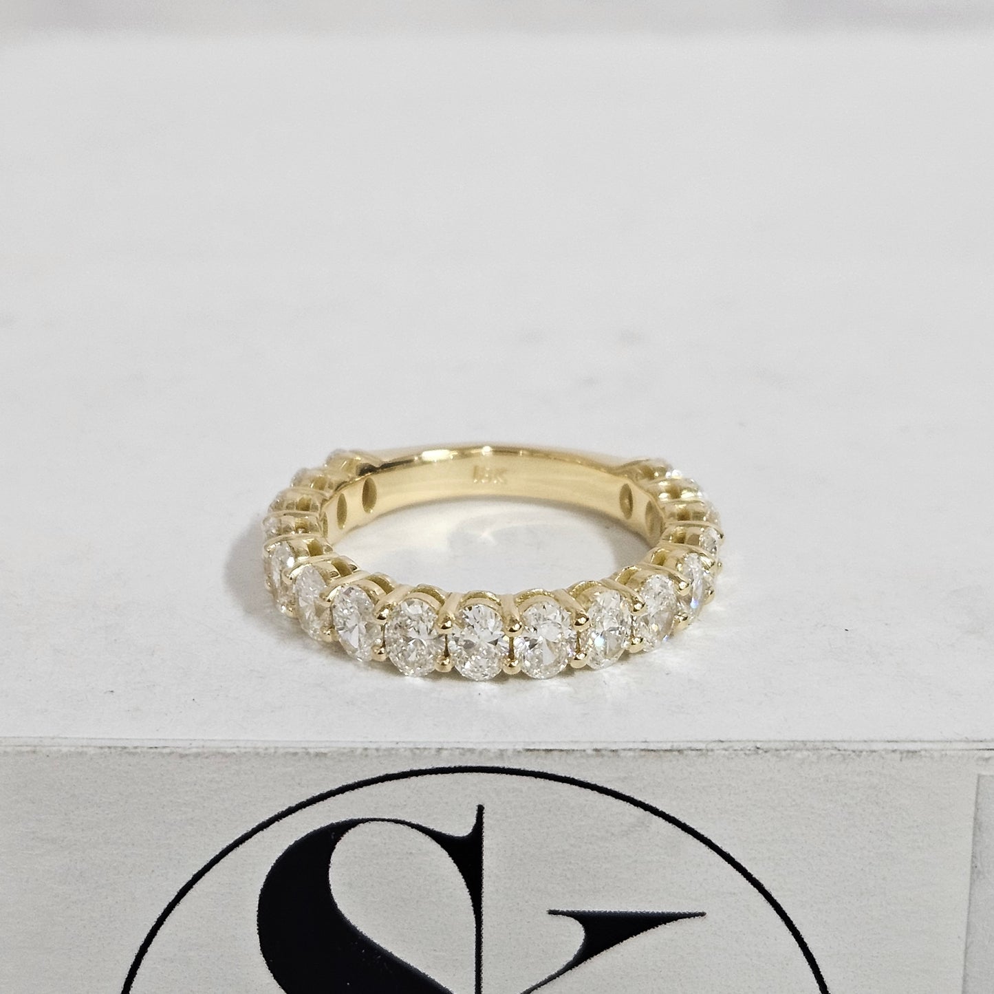 18K gold Stackable Oval Diamond Eternity Band/2.5ct Oval Diamond Wedding Band/Natural Diamond Eternity Wedding Ring/Anniversary gift