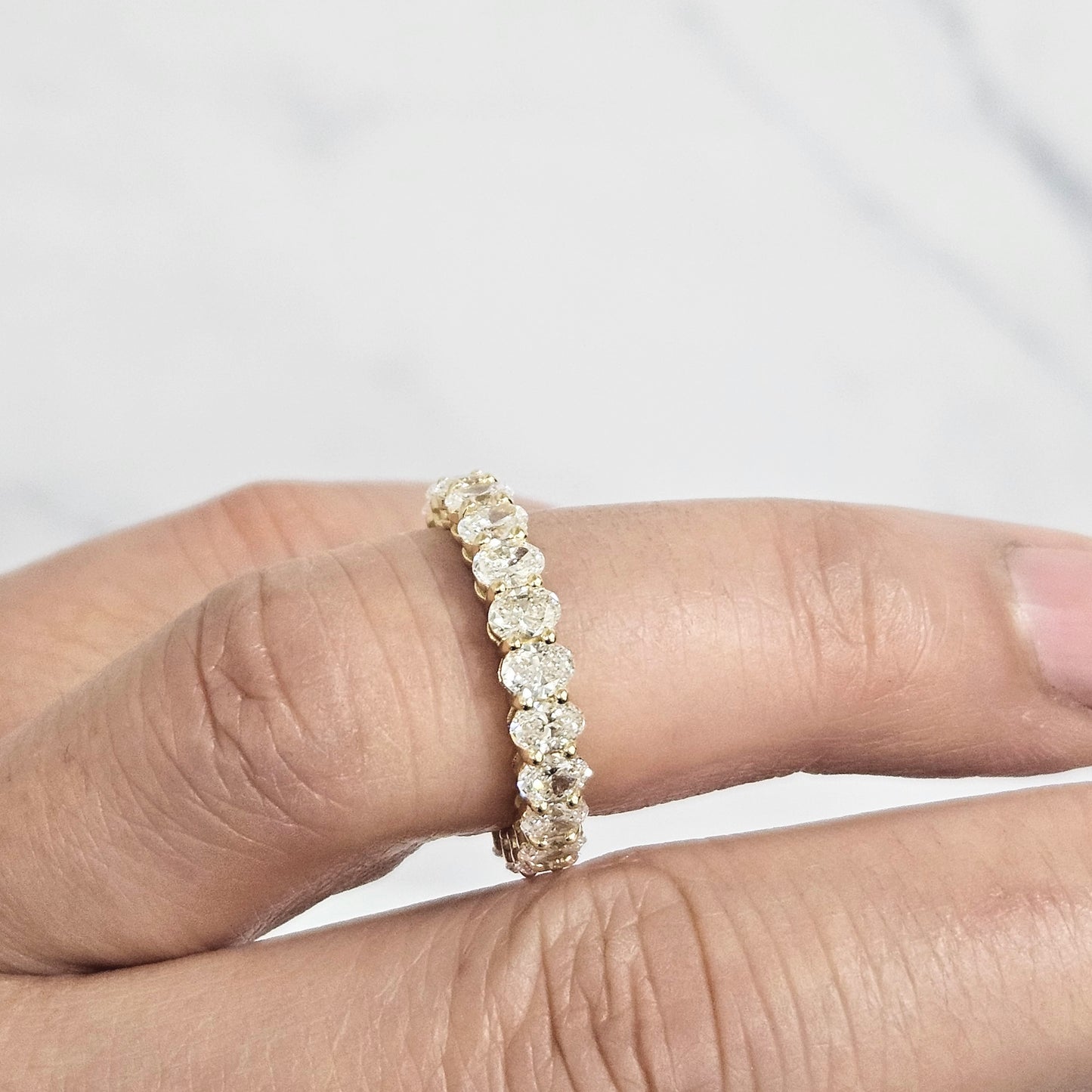 18K gold Stackable Oval Diamond Eternity Band/2.5ct Oval Diamond Wedding Band/Natural Diamond Eternity Wedding Ring/Anniversary gift