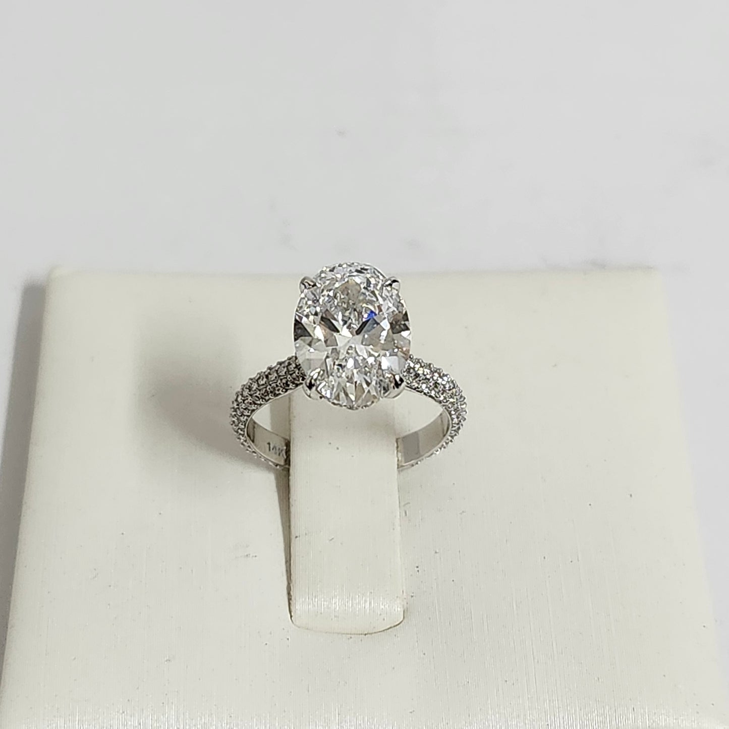 3ct Oval Lab Diamond Engagement Ring/18K gold 3 Row 2.6mm Width IGI Certified 3ct Center Lab Diamond Stackable Ring/Anniversary ring