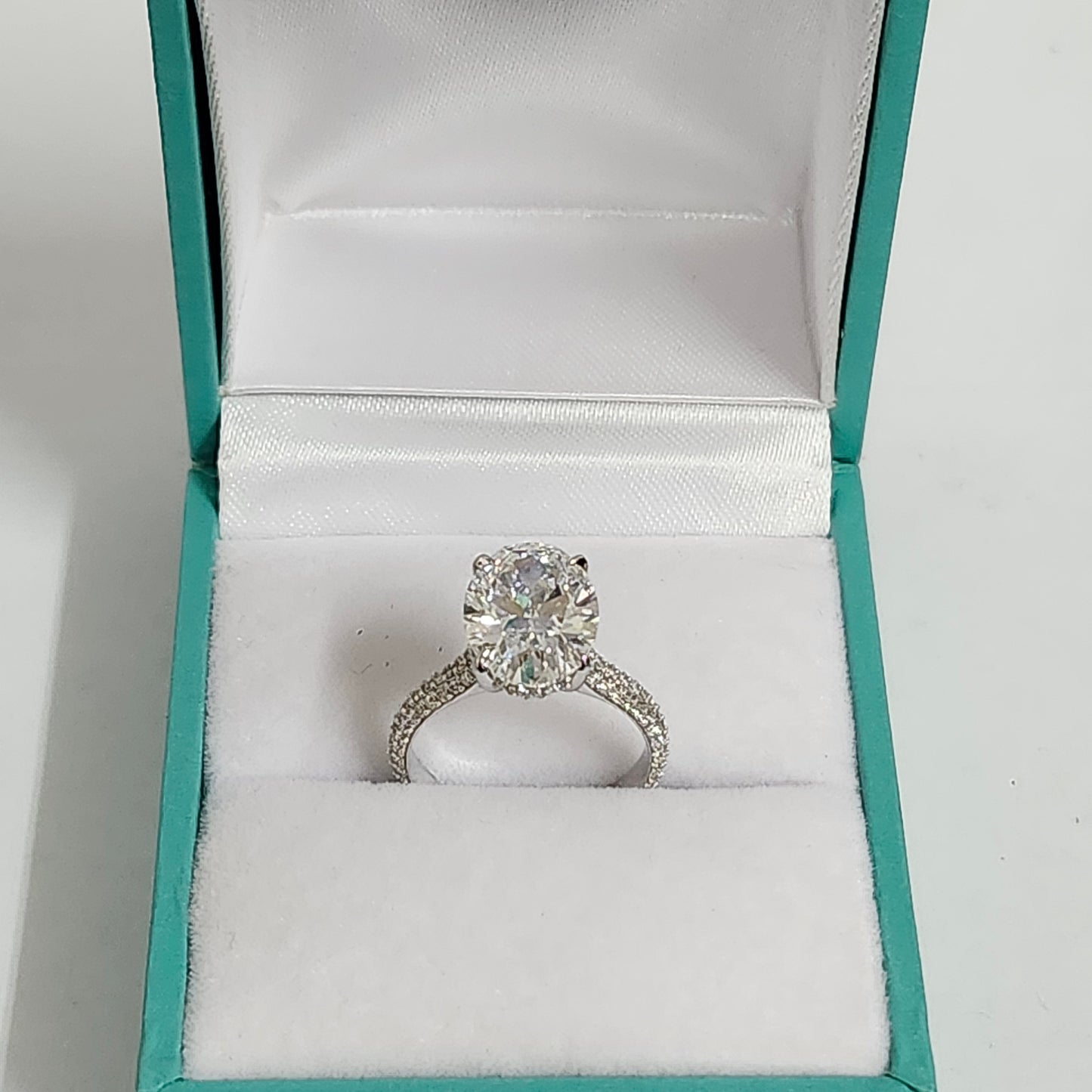 3ct Oval Lab Diamond Engagement Ring/18K gold 3 Row 2.6mm Width IGI Certified 3ct Center Lab Diamond Stackable Ring/Anniversary ring