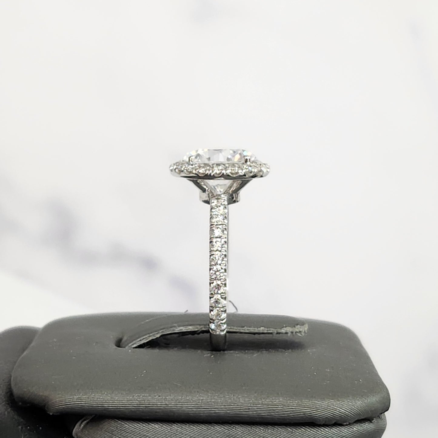 Diamond Engagement Ring/14K ,18K gold 3ct Center Lab Diamond Halo Ring/Classic Halo Round Cut Bridal Ring/ Propose Ring/Anniversary gift