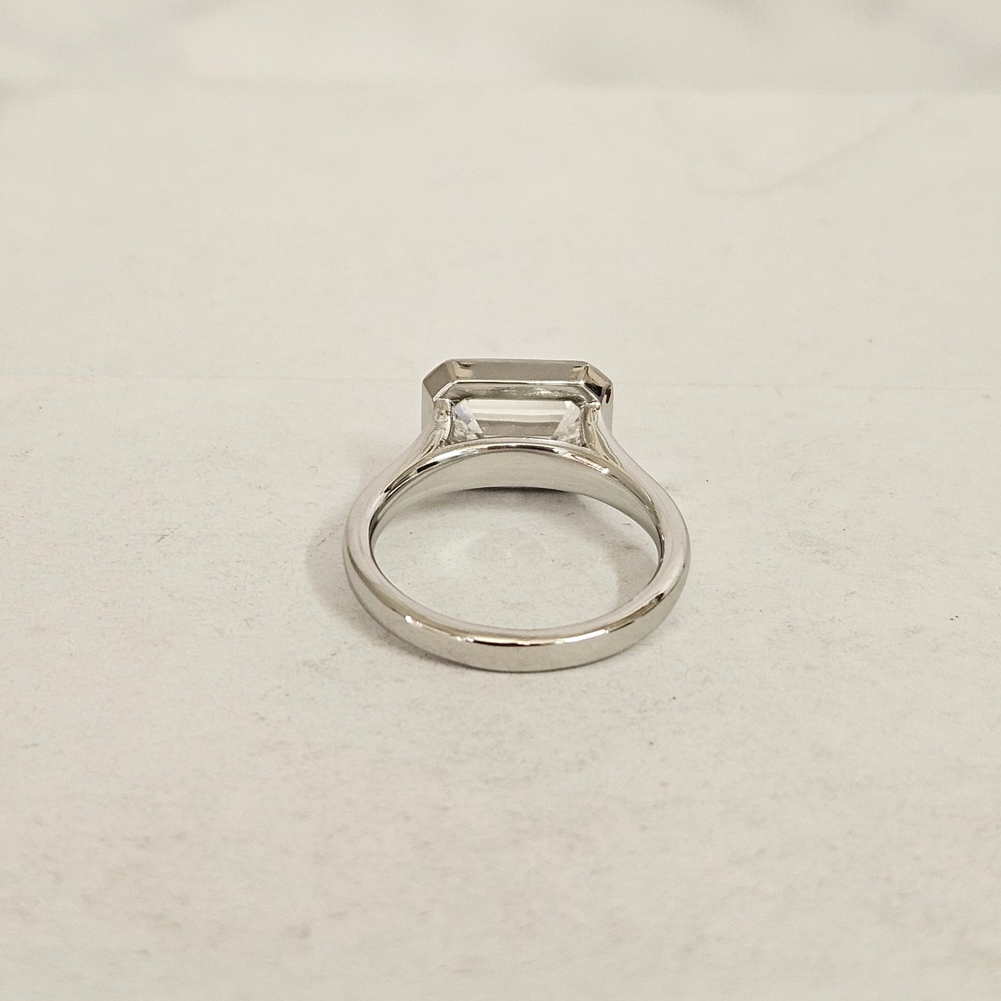 3ct Emerald Cut Lab Diamond Engagement Ring / Split Shank Solitaire Ring/3ct IGI Certified Diamond Ring/Unique/Anniversary gift