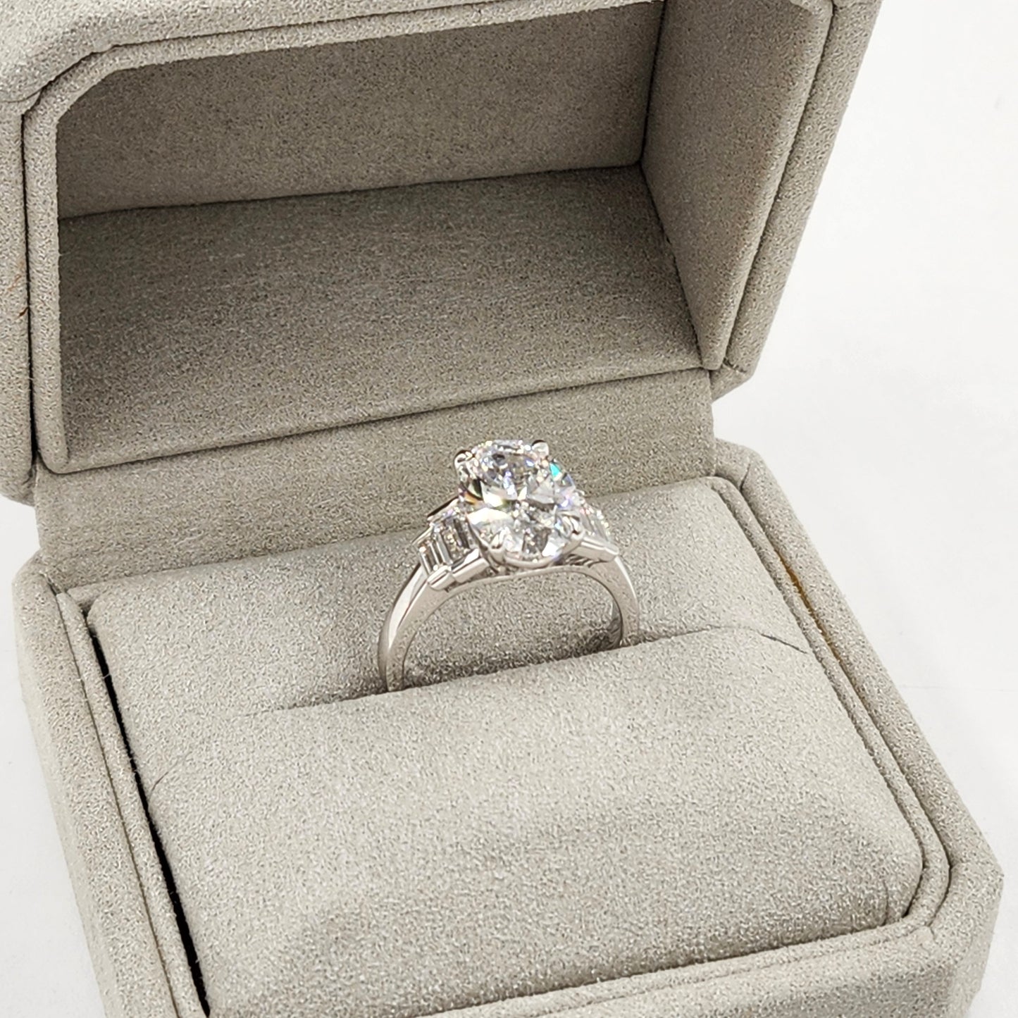 5ct Oval Lab Diamond Engagement Ring - 14K ,18K Gold, Platinum, Lab Grown Oval Diamond, Baguette Diamond Engagement Ring - Anniversary gifts