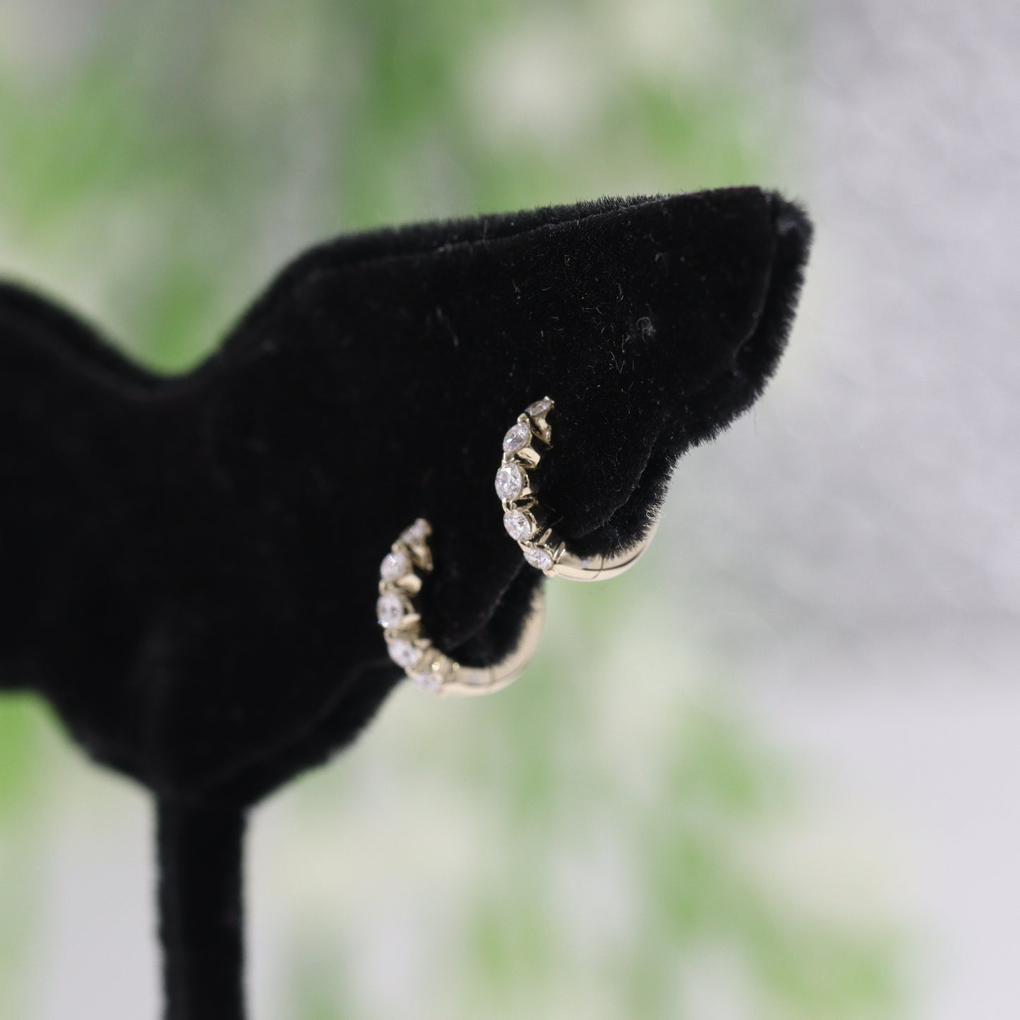 Single Prong Mini hoop earring/Small Cartilage Hoop earring/9mm Diamond Hoop Earring/Handmade Natural Diamond Earring/Anniversary gift