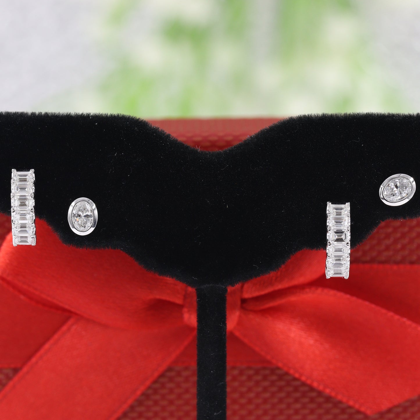 Emerald Cut Diamond Hoop Earring/Emerald Cut Natural Diamond Earring/14K,18K Hoop U-shape Emerald Cut Diamond Earring/Anniversary gift