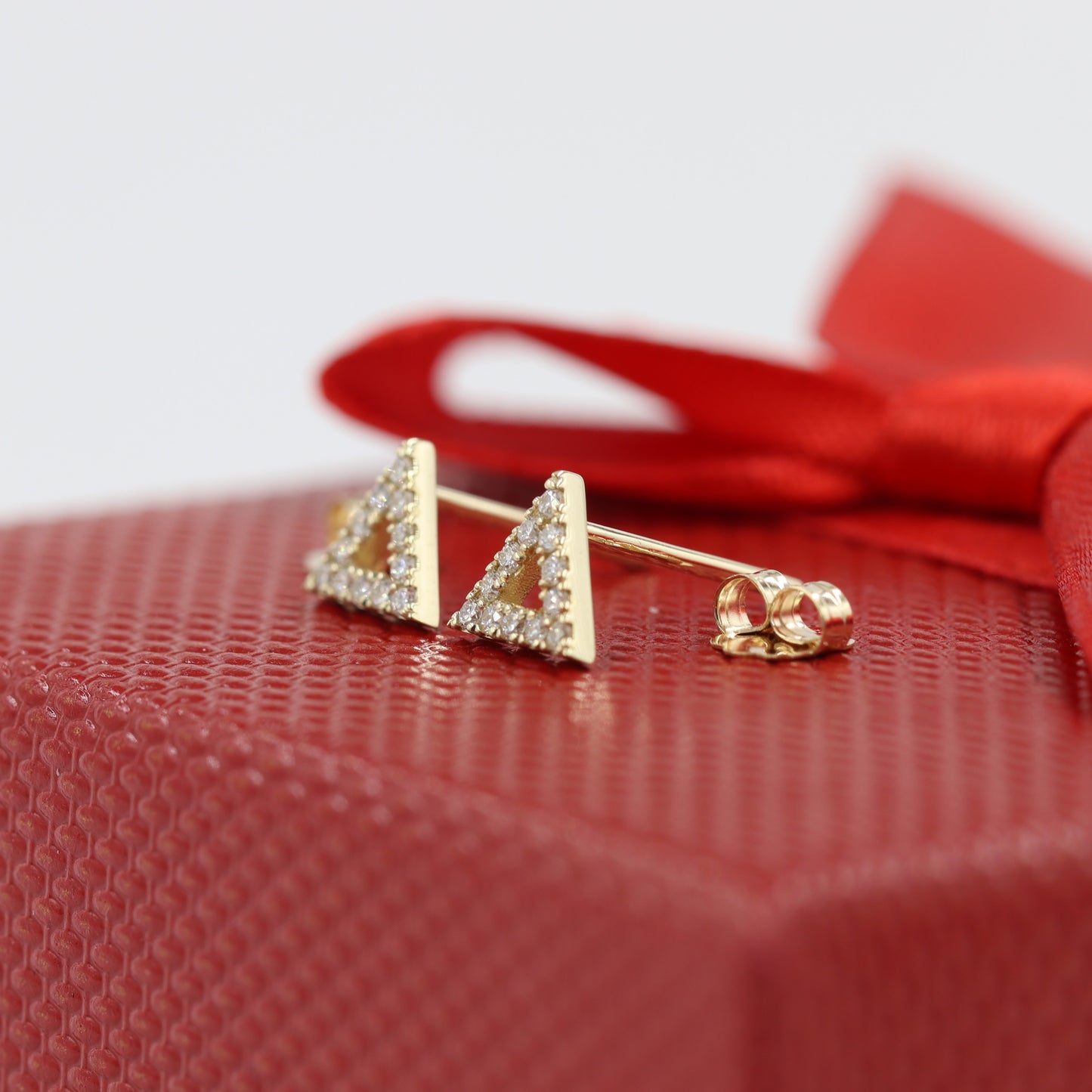 Dainty Diamond Triangle Geometric Studs Earrings/Minimalist Triangle Earrings/Simple Daily Stud Earring/Birthday Gift/ Gifts for her