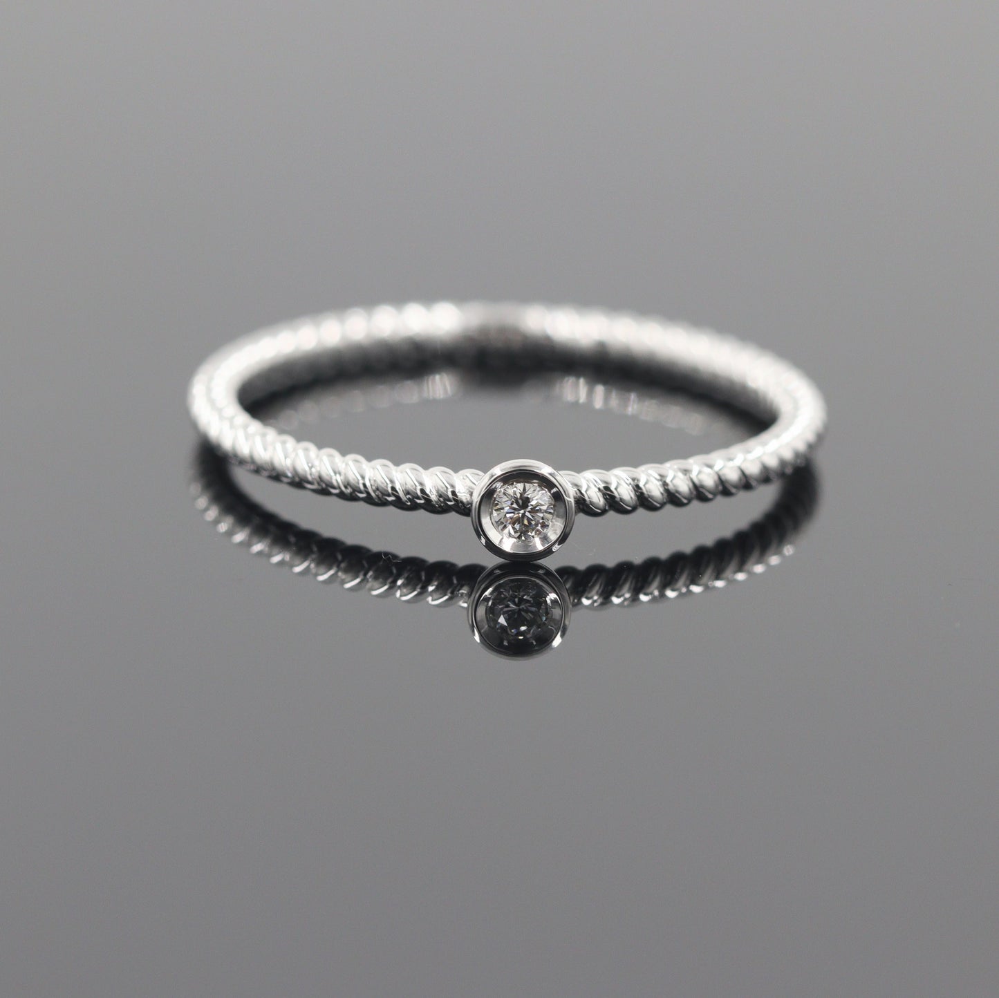 Single .03ct Diamond Wedding Ring/14K Gold Natural Diamond Wedding Ring: Dainty Twist Bezel Diamond Band - Anniversary gift (사본)