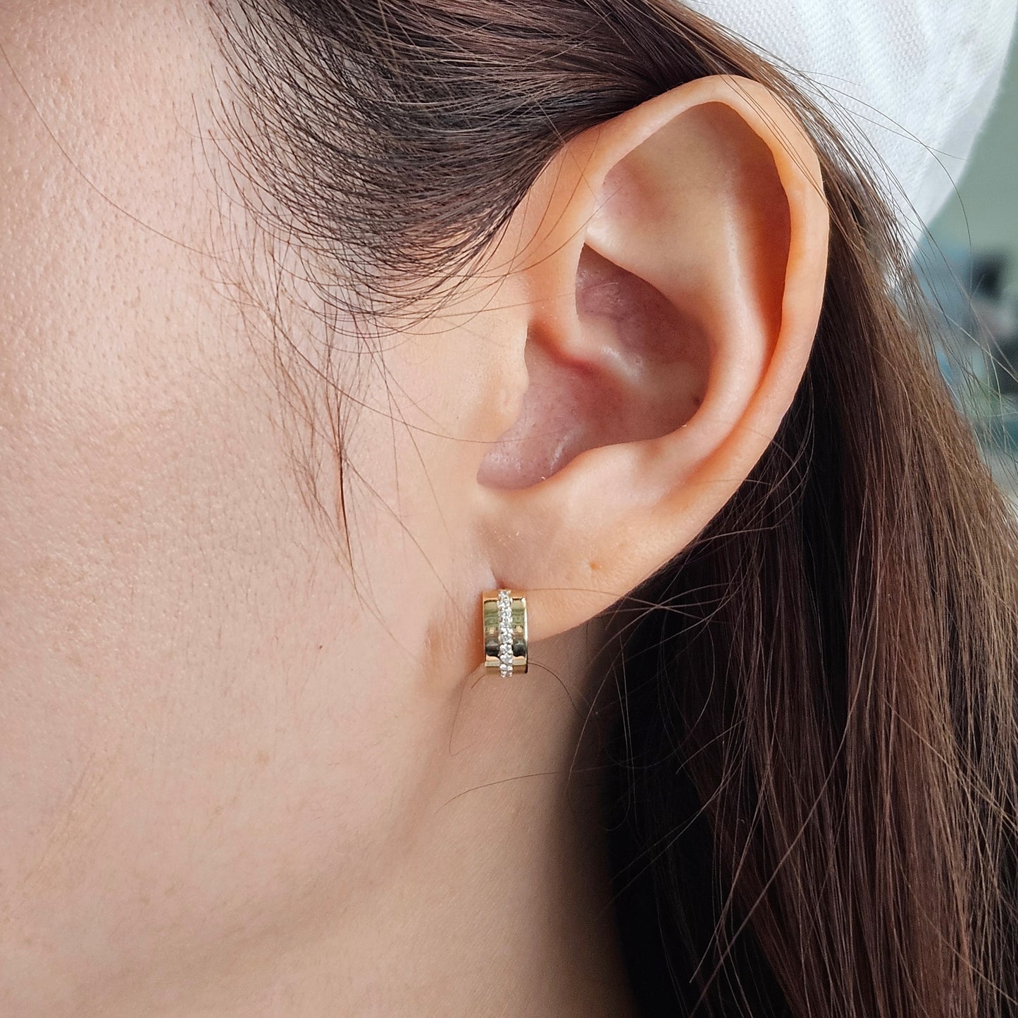 Diameter 10mm Diamond Earrings/4.5mm Width Hoop Earrings/ Diamond Huggies / 14k Gold Diamond Huggie Hoops/ Anniversary gift