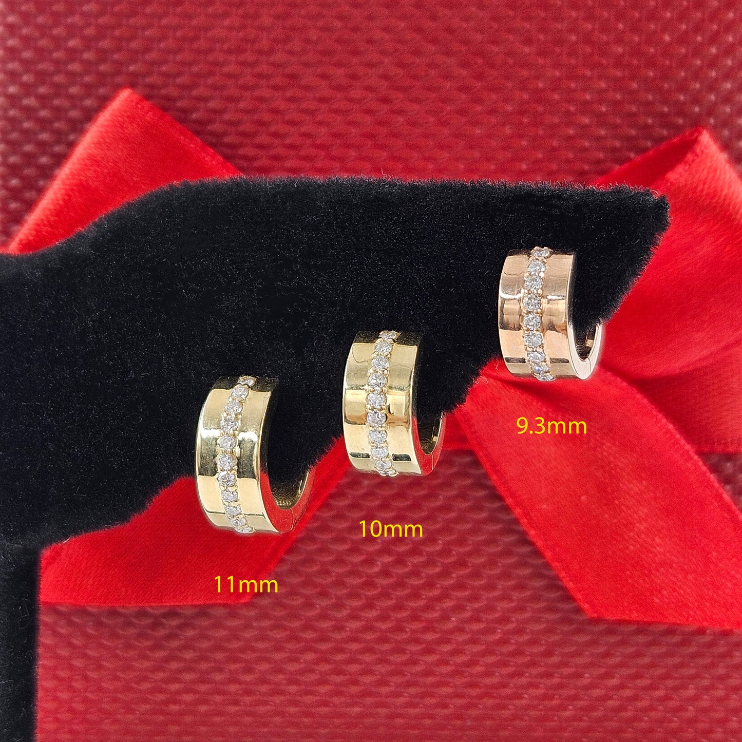 Diameter 10mm Natural Diamond Earrings/4.5mm Width Hoop Earrings/ Diamond Huggies / 14k ,18K Gold Diamond Huggie Hoops/ Anniversary gift