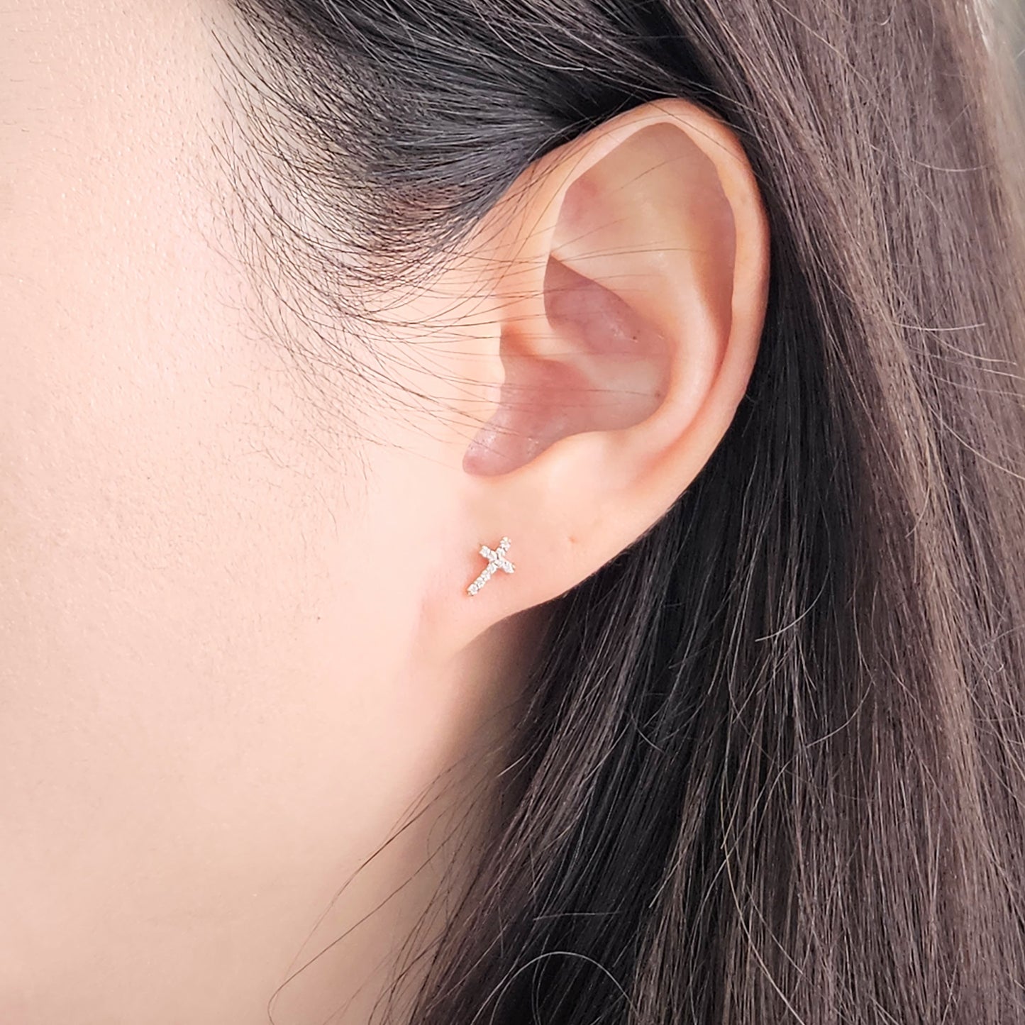 Natural Diamond Small Cross Earrings/14k gold Diamond Cross Earring/Tiny Cross Earring/ Diamond Cross Stud Dainty Earrings/Gifts for her