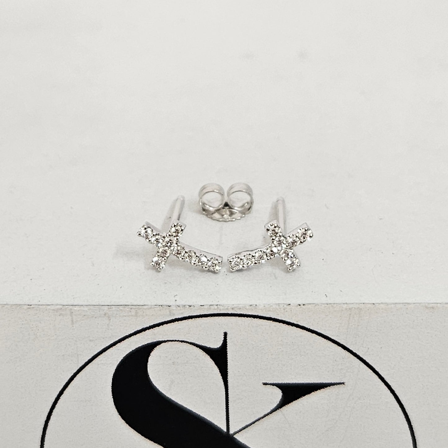 Natural Diamond Small Cross Earrings/14k gold Diamond Cross Earring/Tiny Cross Earring/ Diamond Cross Stud Dainty Earrings/Gifts for her