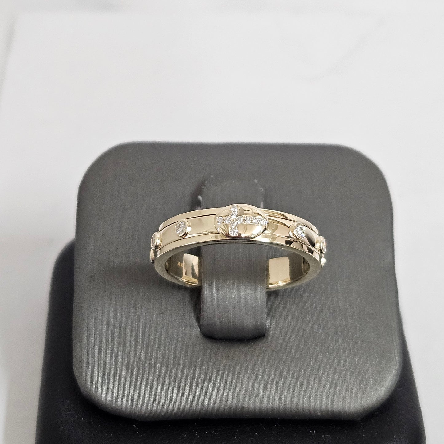 Diamond Rosary Spinning ring/Natural Diamond Delicate Christian Band/Stackable Ring/Propose Ring/Anniversary Ring/Gift for her