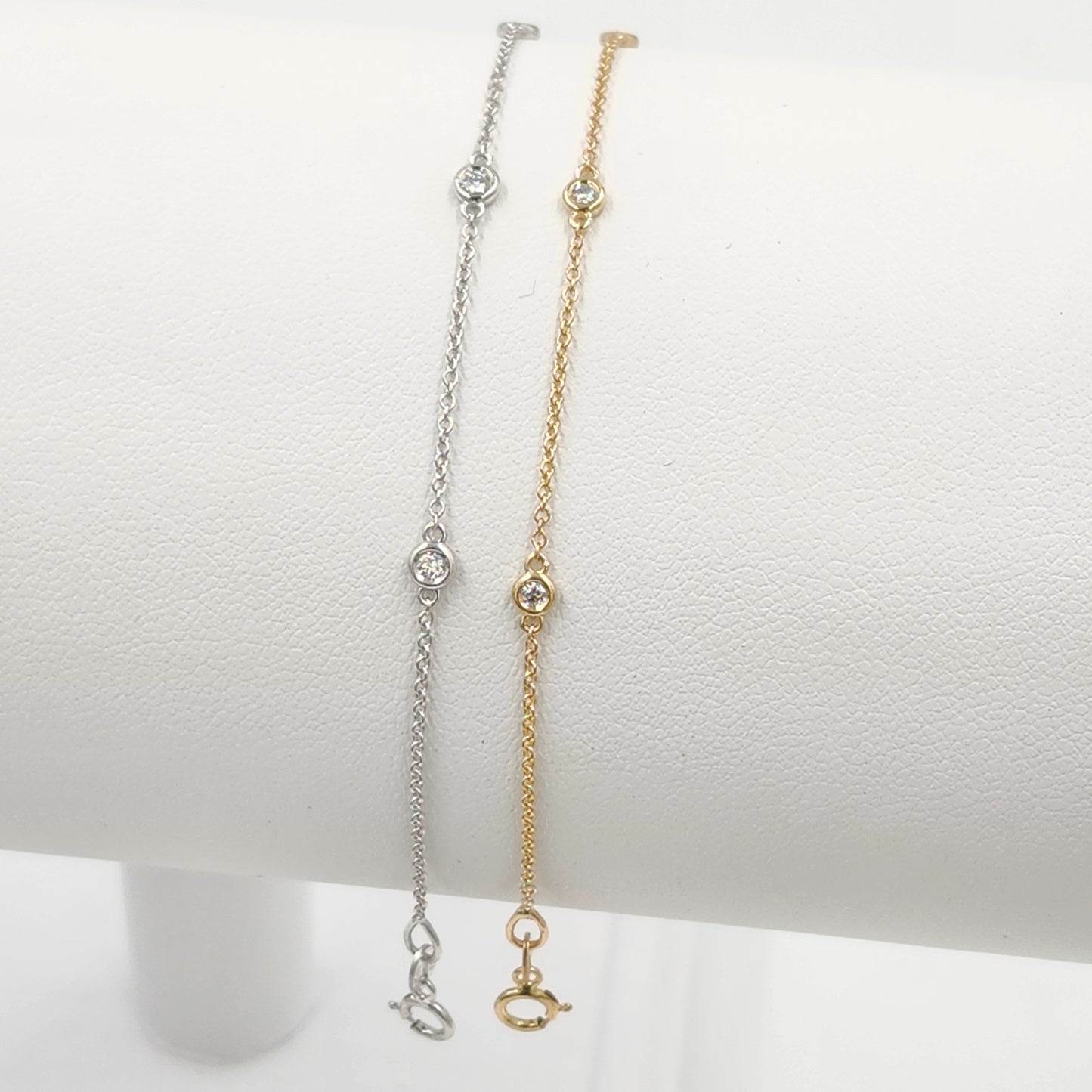 Five Natural Diamond Bracelet/Minimalist Bracelet/14K gold Natural Diamond Bracelet/Bezel Set 5 Diamonds Bracelet/Anniversary gift