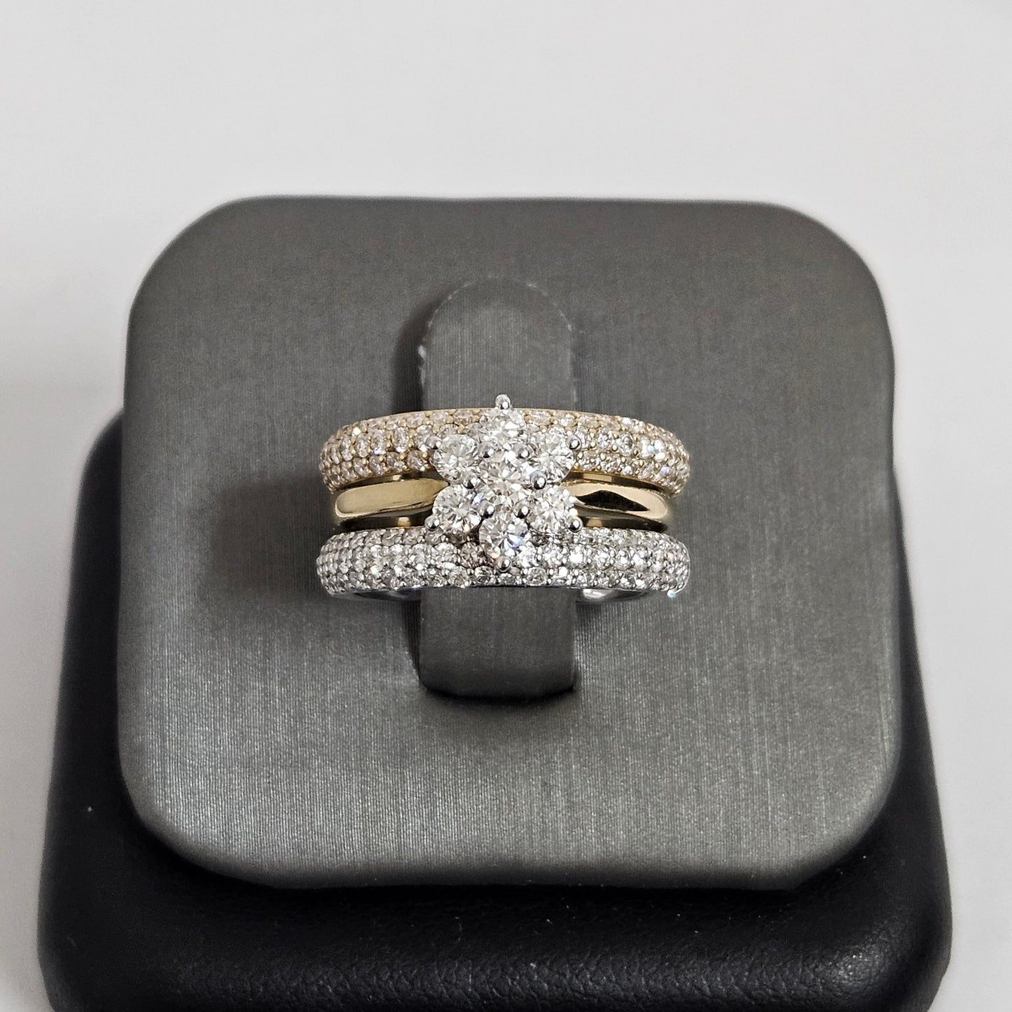 Flower engagement Diamond Ring / Natural Diamond Anniversary Ring/ flower ring/ Unique Engagement Ring / Anniversary Ring / Girt for her