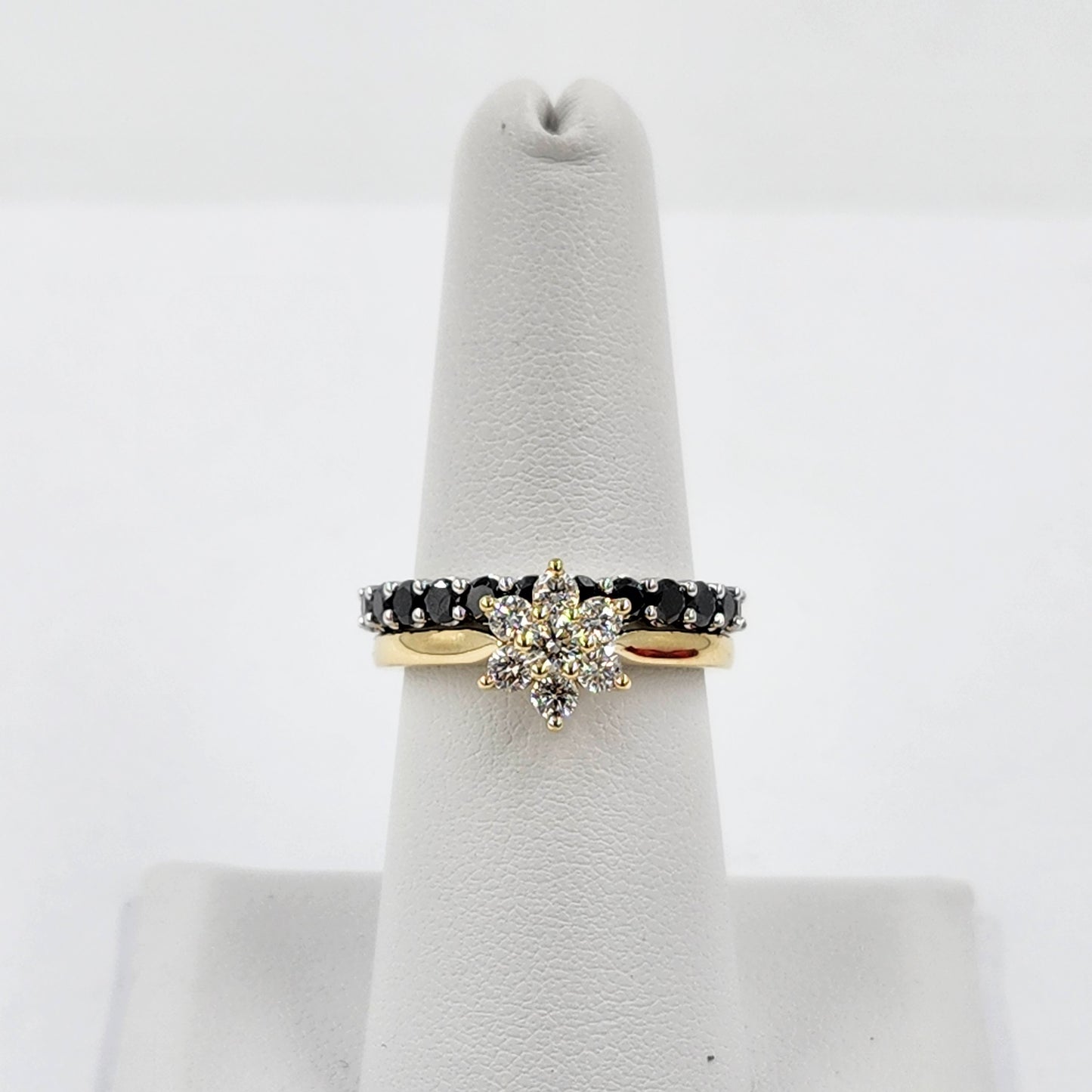 Flower engagement Diamond Ring / Natural Diamond Anniversary Ring/ flower ring/ Unique Engagement Ring / Anniversary Ring / Girt for her