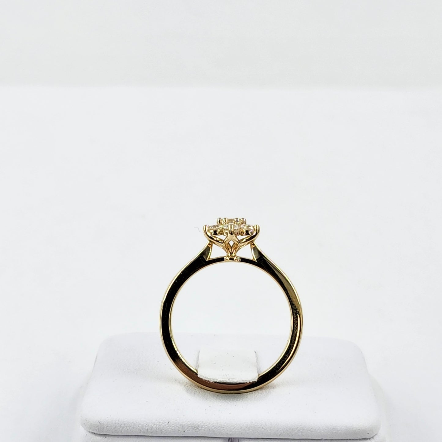 Flower engagement Diamond Ring / Natural Diamond Anniversary Ring/ flower ring/ Unique Engagement Ring / Anniversary Ring / Girt for her