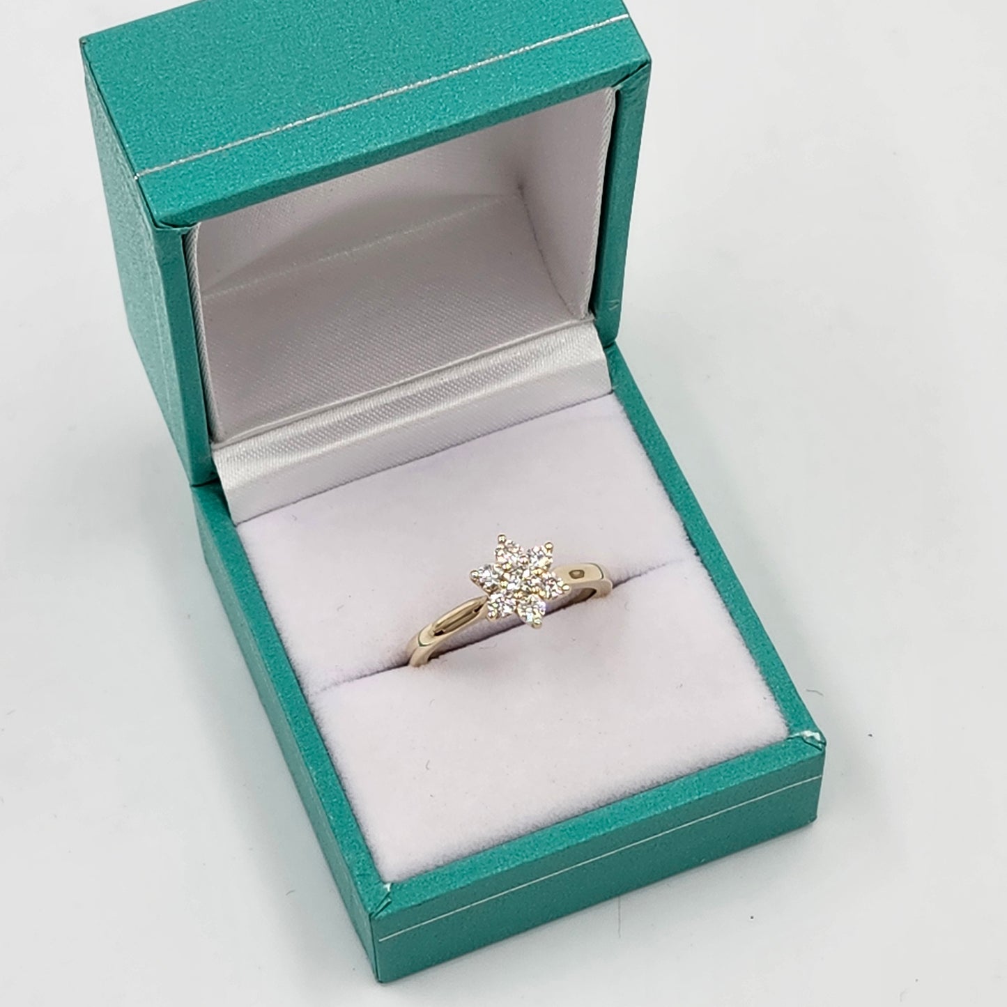 Flower engagement Diamond Ring / Natural Diamond Anniversary Ring/ flower ring/ Unique Engagement Ring / Anniversary Ring / Girt for her