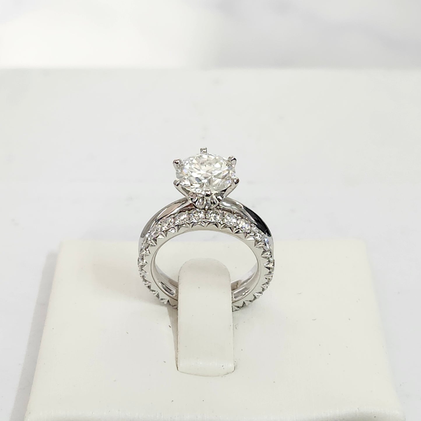 Full Eternity French Pave Diamond Wedding Width 2.5mm Band / 14K gold Stackable Full Eternity Lab Grown Diamond Ring / Anniversary Gift