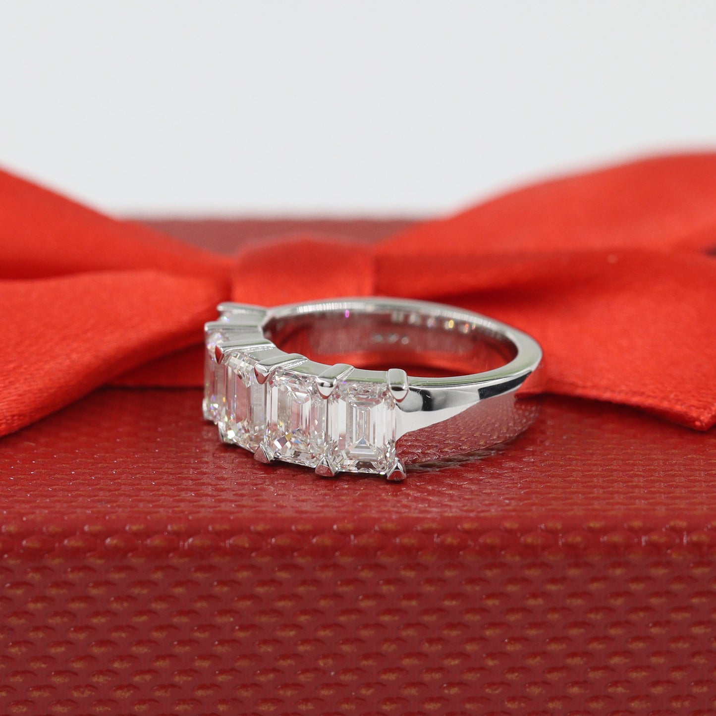 GIA certified 2.8ct Emerald Cut Diamond Band / 5stones Emerald Cut Wedding Ring / Anniversary gift / Emerald Cut Diamond Band