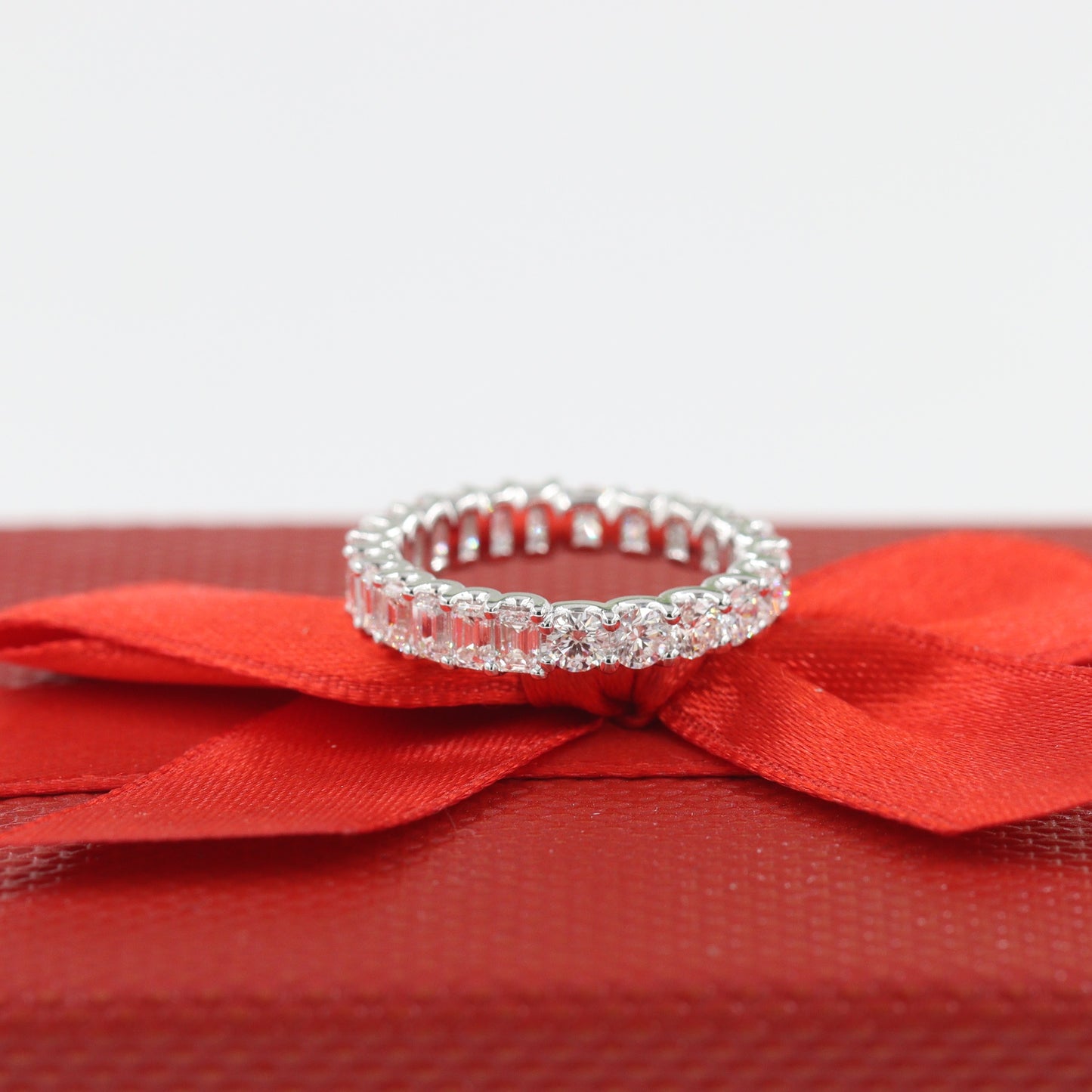 Half Emerald Cut Half Round Cut Diamond Full Eternity U-shape Setting Band/Full Eternity Natural Diamond Band/Anniversary gift