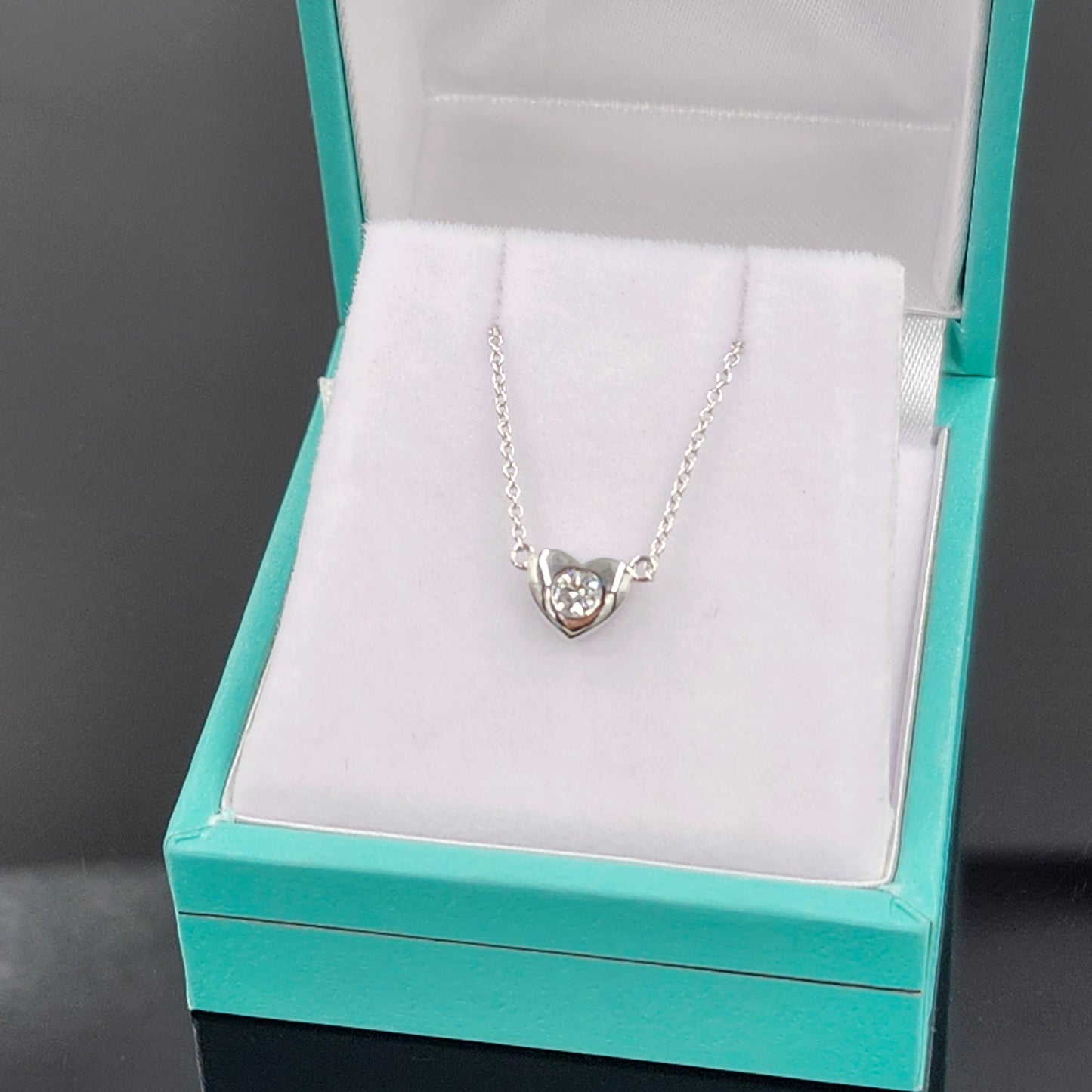 Solid Heart Pendant/14K Solid Gold Natural Diamond Bezel Necklace/ Unique Simple Necklace/Diamond Necklace/Anniversary Gift/Gift for Her