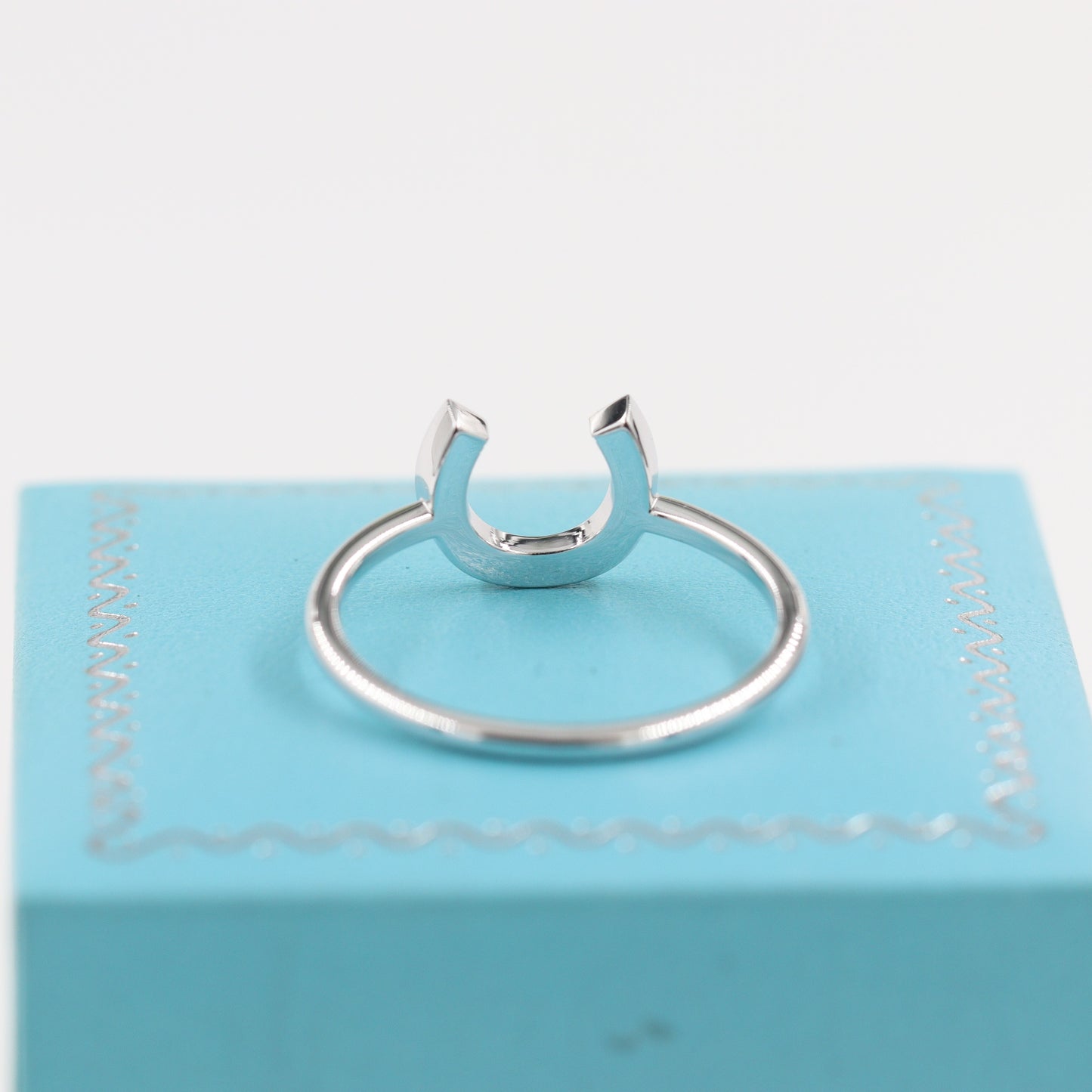 Horse shoe Diamond Ring /Unique Band/14K Solid Gold Natural Diamond Horse shoe Ring/Gift for Her/Anniversary Gift