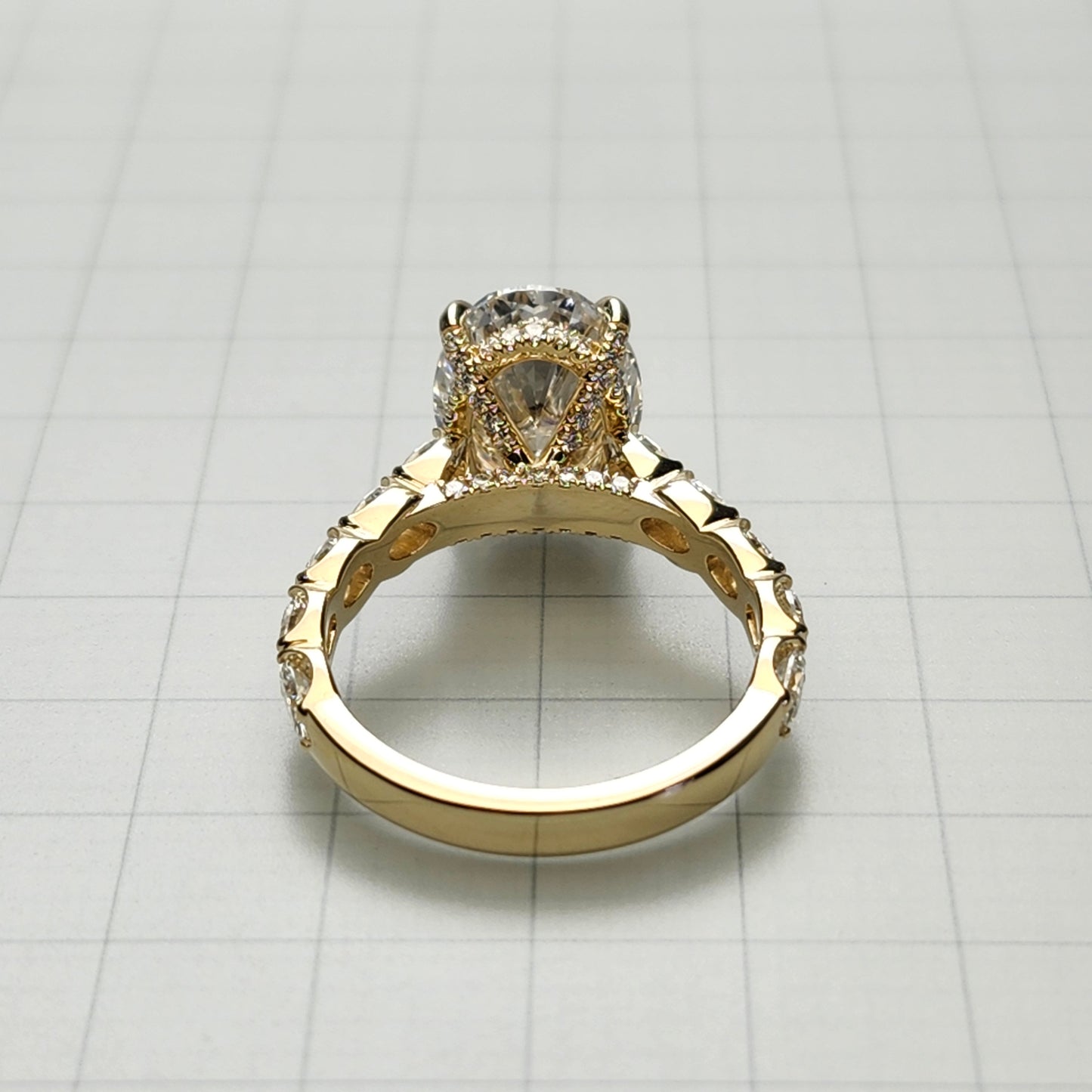IGI Certified Lab Grown Diamond Engagement Ring: 14K Gold Oval Halo Band - Anniversary gift