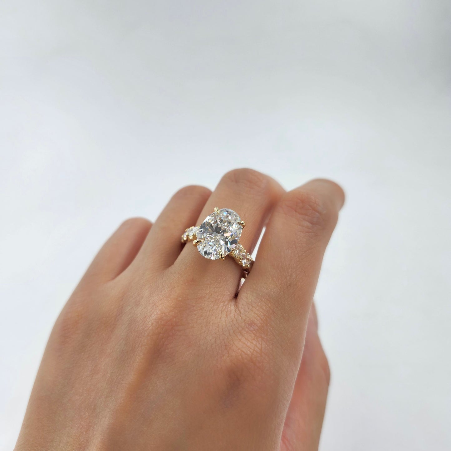 IGI Certified Lab Grown Diamond Engagement Ring: 14K Gold Oval Halo Band - Anniversary gift