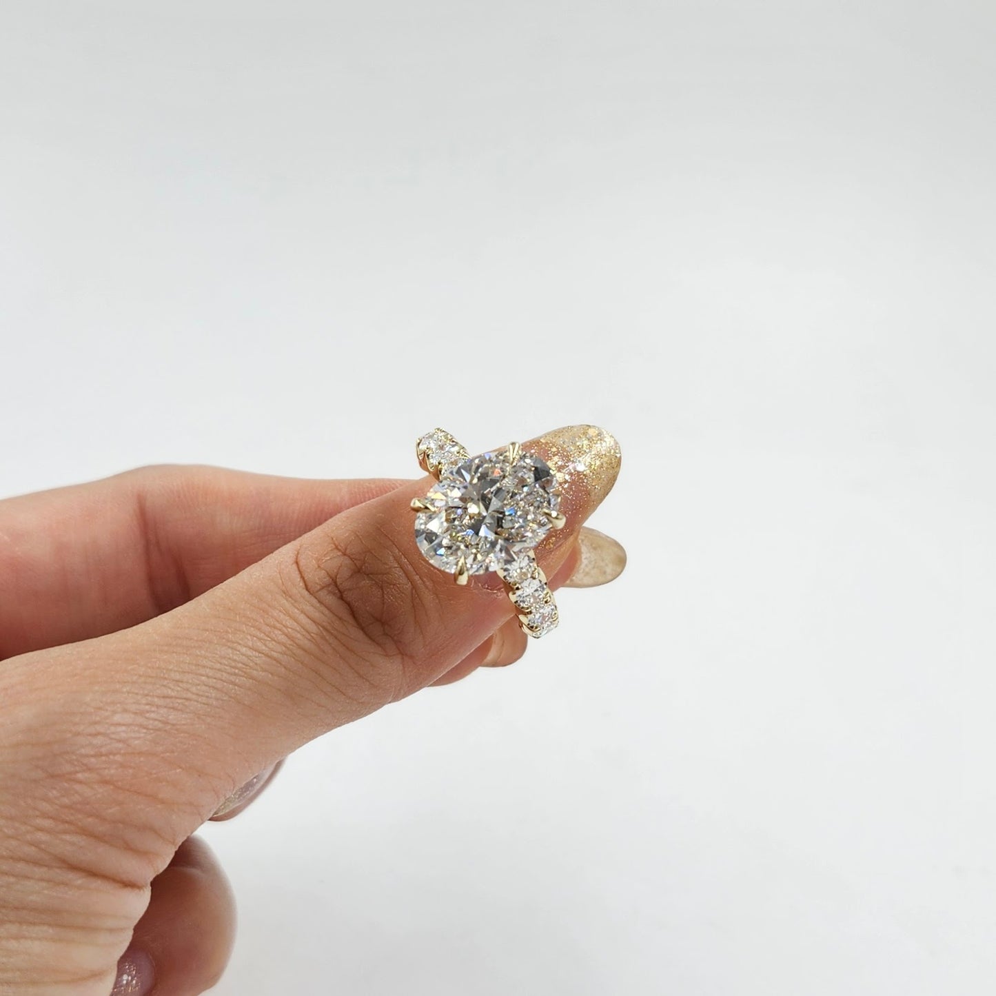 IGI Certified Lab Grown Diamond Engagement Ring: 14K Gold Oval Halo Band - Anniversary gift