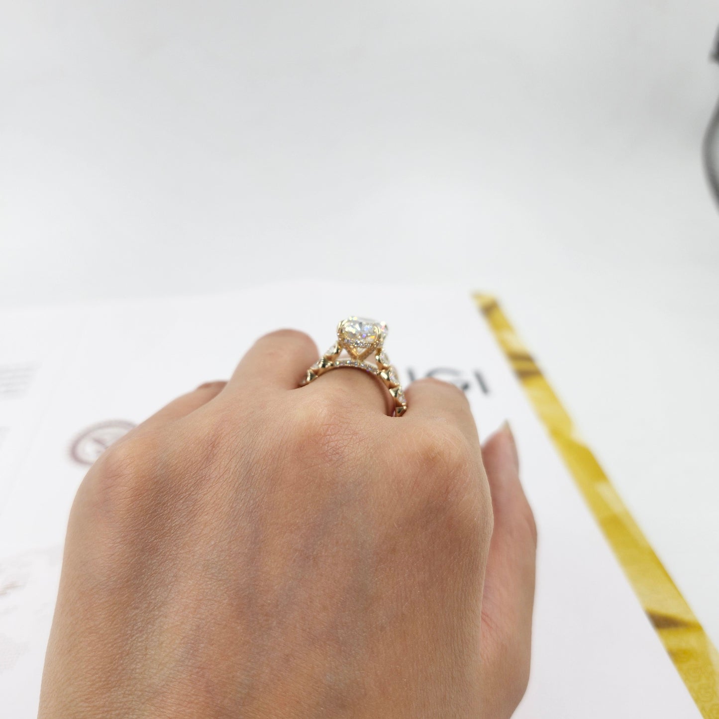 IGI Certified Lab Grown Diamond Engagement Ring: 14K Gold Oval Halo Band - Anniversary gift