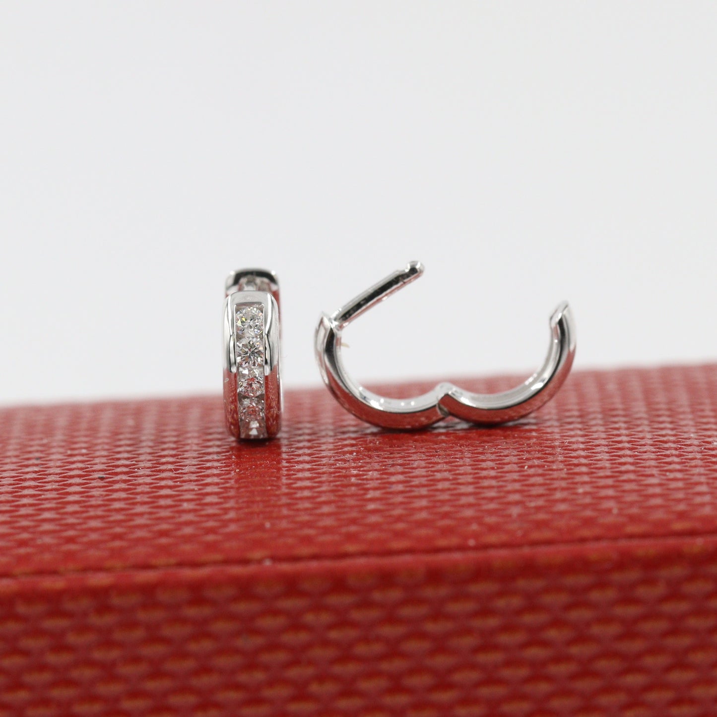 Natural Diamond Cartilage simple Hoop Earrings/ Diameter 9.5mm mini hoop earrings/ 3mm Width Cartilage Hoop Earrings/ Anniversary gift