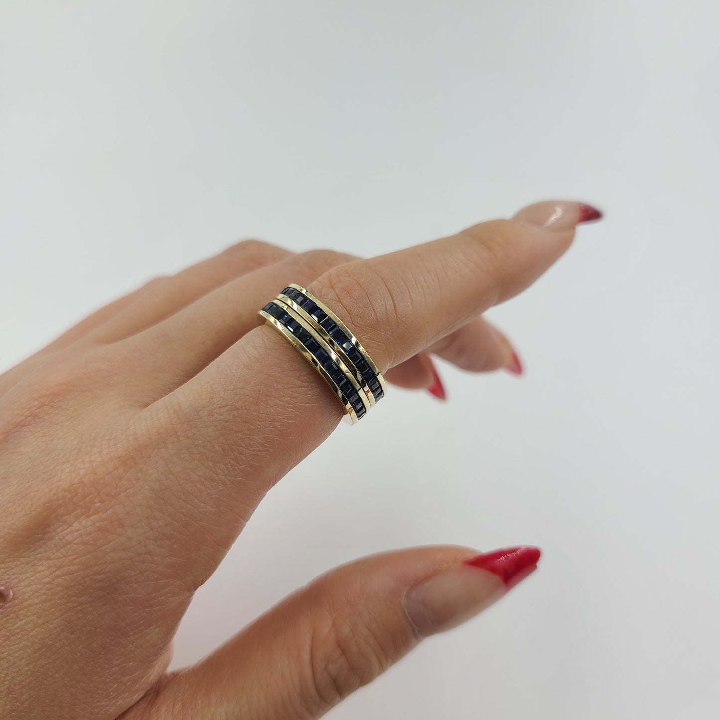 Natural blue sapphire Band/Princess Cut blue sapphire Anniversary Ring in 14k Gold / Full Eternity sapphire Ring /Stackable Band