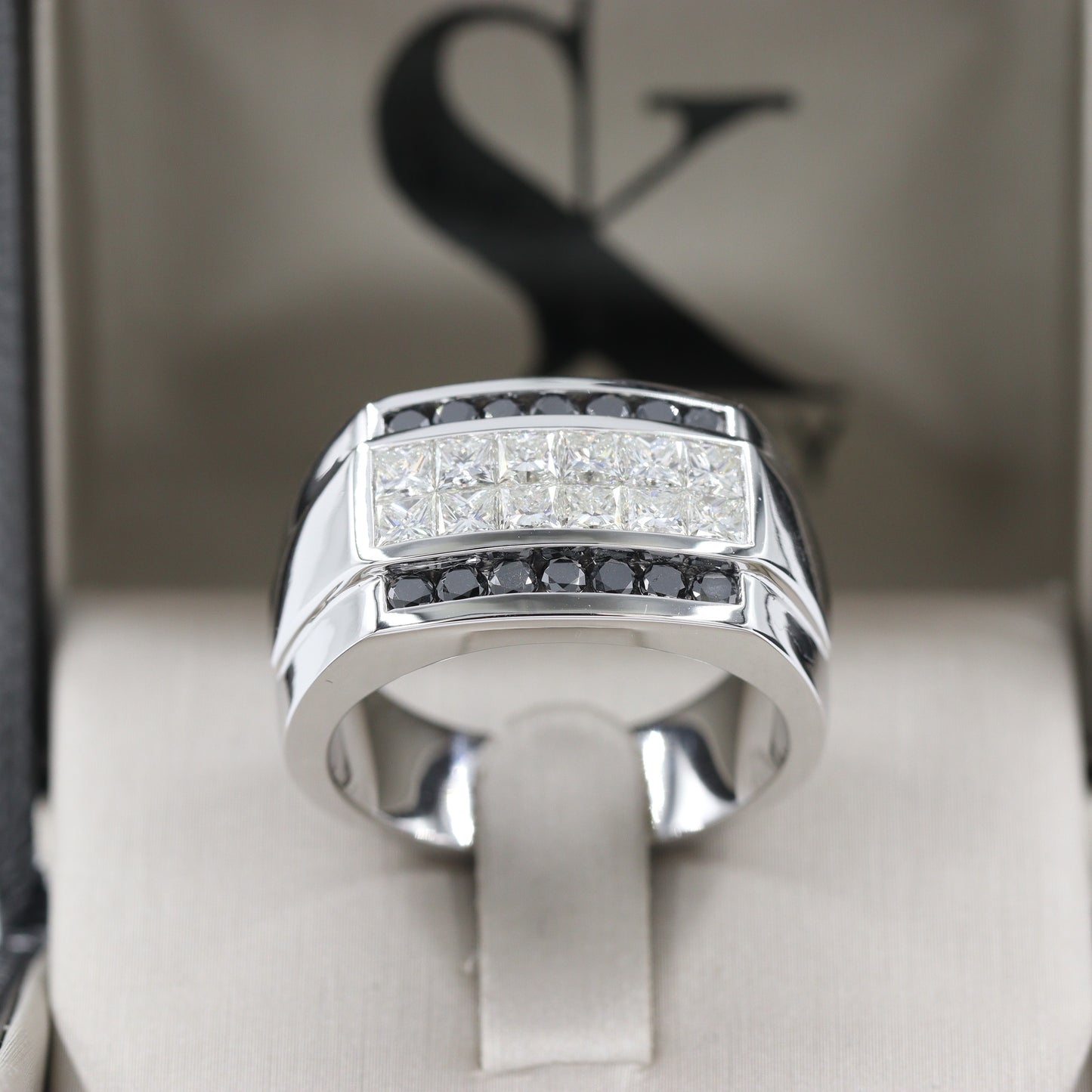 Princess Cut Diamond Invisible Set  Men's Ring/Diamond Invisible Set Wedding Band/14K 18K gold Men's Diamond Ring/Anniversary gift