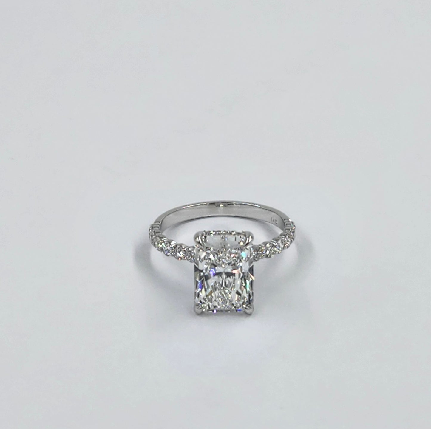 Radiant Cut 3.5ct IGI Certified Lab diamond Ring/14K ,18K gold Radiant Cut Diamond Engagement Ring/Stackable diamond Ring/Anniversary gift