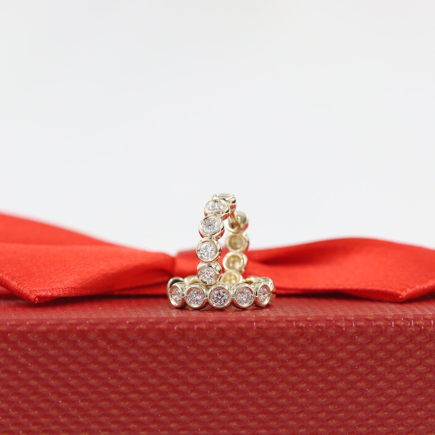 Round Diamond Bezel Hoop Earring/Natural Diamond Huggies Bezel Hoop Earring/14K gold ,18K gold Hoop Diamond Earring/Anniversary gift