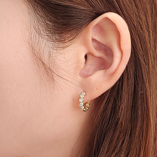 Round Diamond Bezel Hoop Earring/Natural Diamond Huggies Bezel Hoop Earring/14K gold ,18K gold Hoop Diamond Earring/Anniversary gift