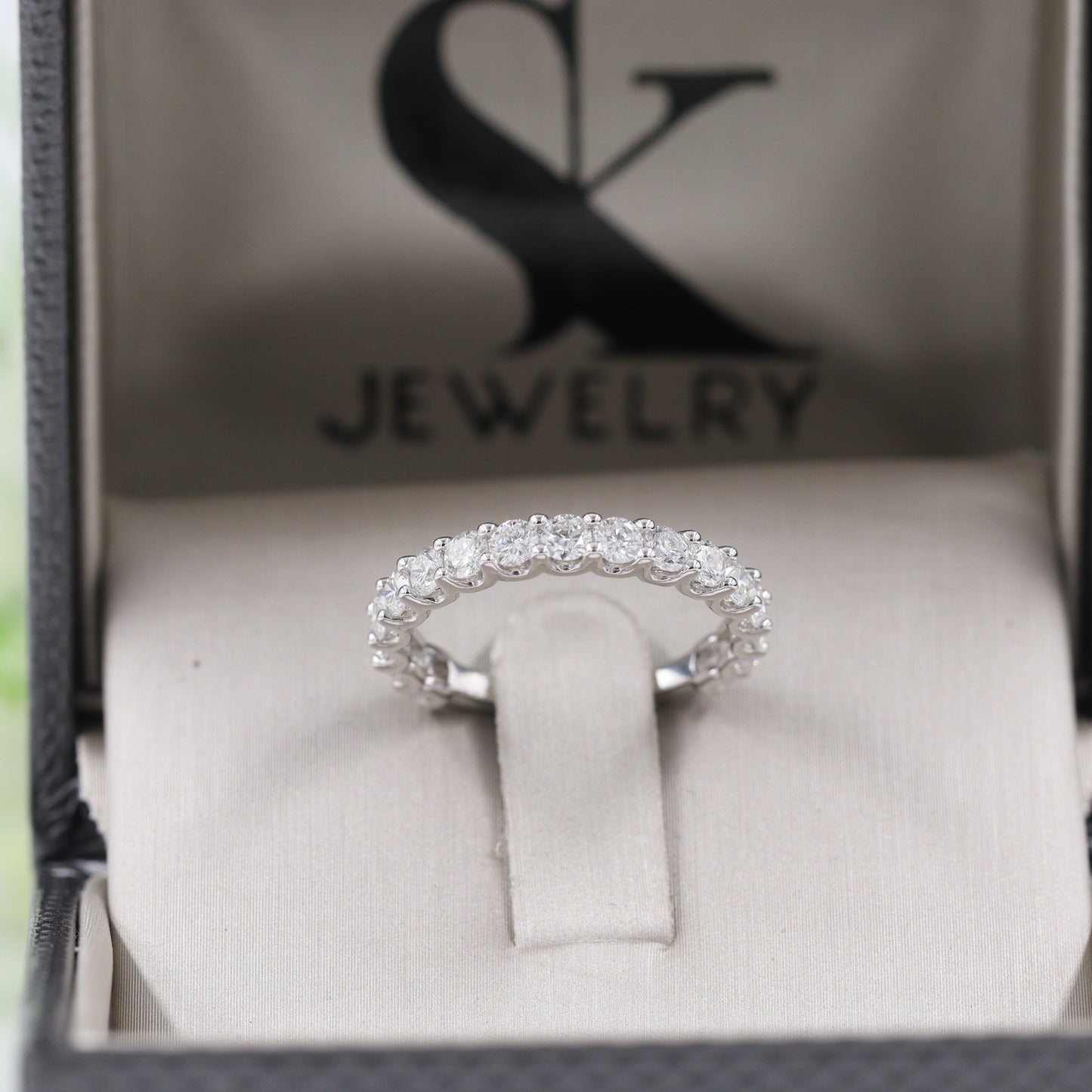 Round Diamond Eternity Ring /Seven teen Diamonds Eternity Wedding Band/Natural Diamond Wedding Ring/Stackable Diamond Band/Anniversary Gift