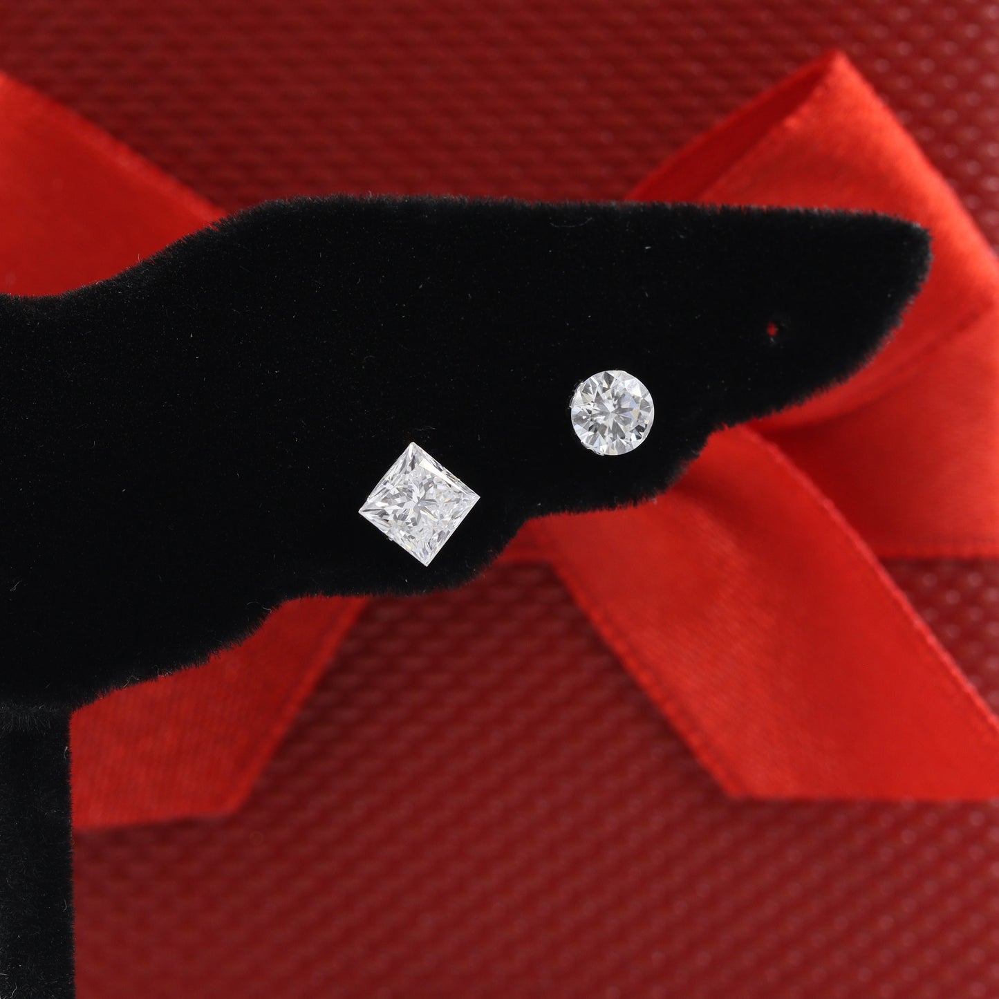 Solitaire Round Diamond Invisible Set Earring/Lab Diamond 0.3ct ~ 1ct Solitaire Single or Pair Earring /Minimalist Earring /Anniversary Gift