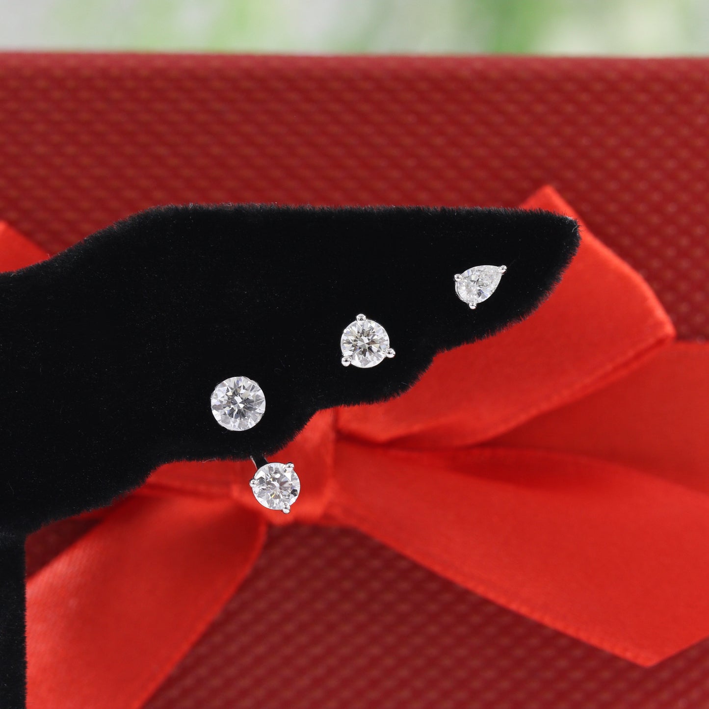 Solitaire Round Diamond Invisible Set Earring/Lab Diamond 0.3ct ~ 1ct Solitaire Single or Pair Earring /Minimalist Earring /Anniversary Gift