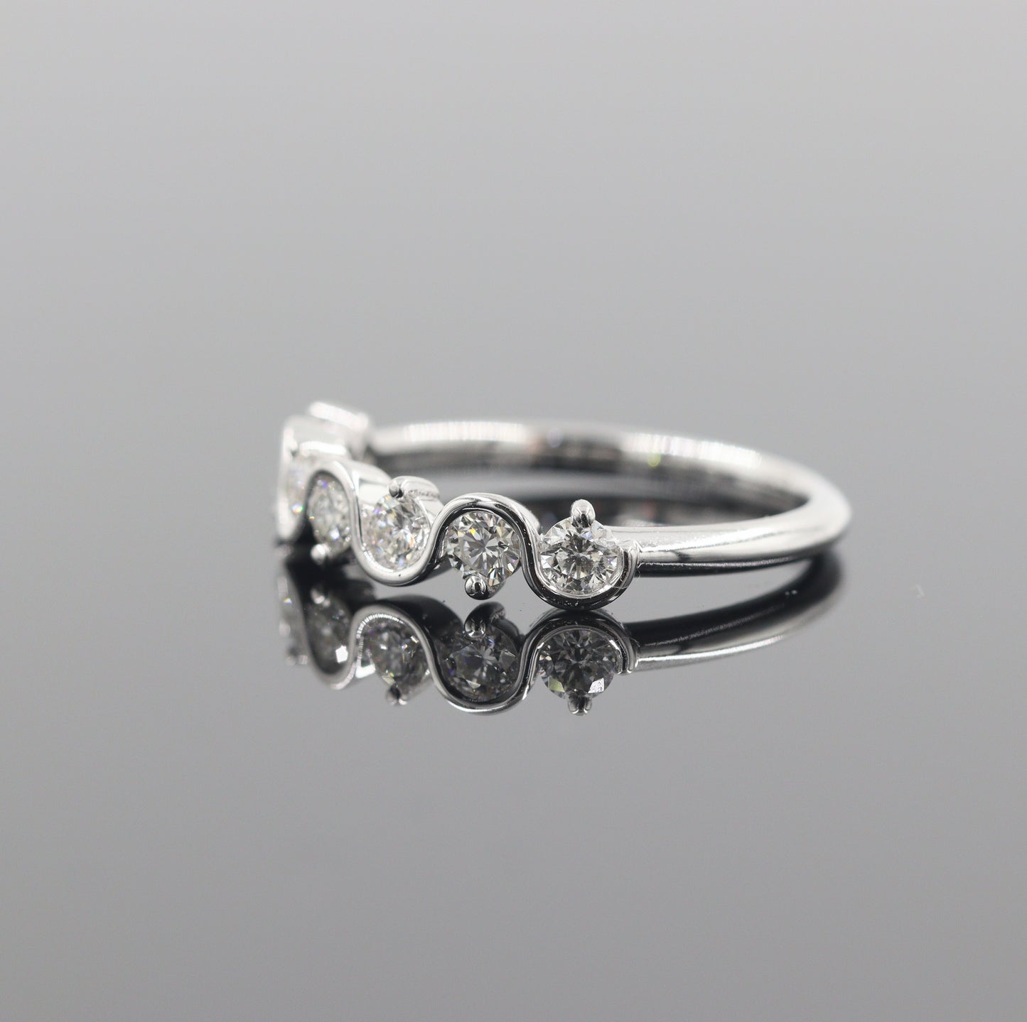 Natural Diamond Ring/Stackable Diamond Ring/Platinum,14K,18K gold Round Diamond wedding Band/Anniversary Gift