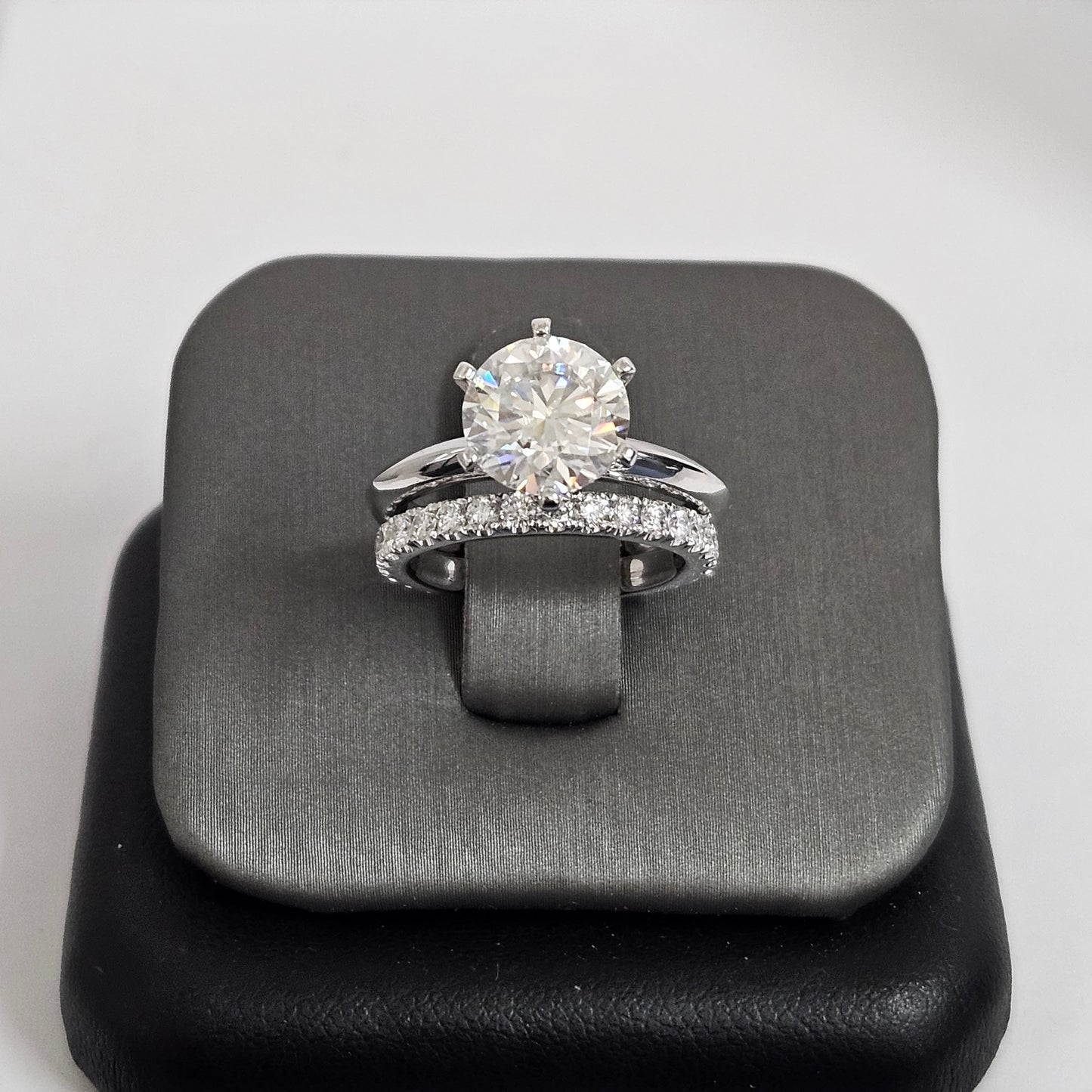 Full Eternity Natural Diamond Wedding Band/Width 2.2mm Wedding Ring/Stackable Eternity Diamond Ring/Full Eternity Diamond Band/Gift for her